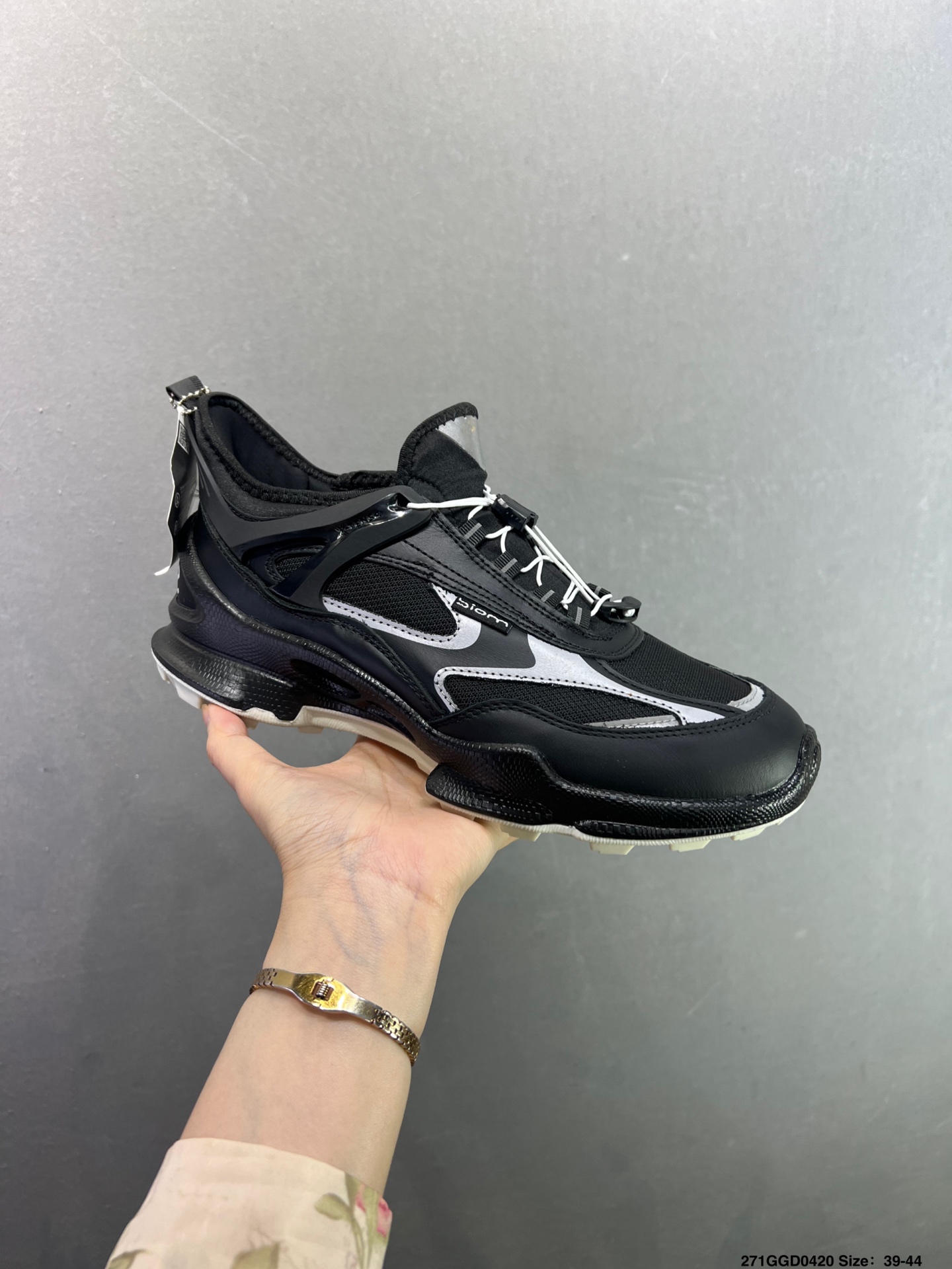 ECCO爱步运动鞋 真皮透气休闲防滑跑步鞋-High Quatity Cheap Brand wholesale wholesaler seller Clothes Bags handbags Sneakers Top Fashion Clothing Shoes from China Factory Chinese suppliers best Quality Beautiful Price ECCO爱步运动鞋 真皮透气休闲防滑跑步鞋