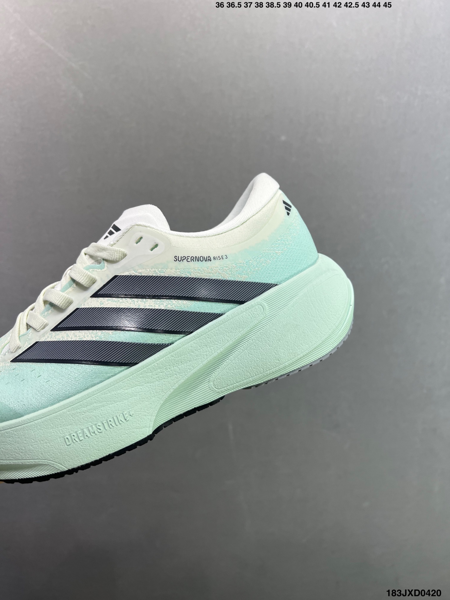 阿迪达斯Adidas SUPERNOVA RISE 3超新星增强系列低帮轻量透气休闲运动慢跑鞋 KK1207-High Quatity Cheap Brand wholesale wholesaler seller Clothes Bags handbags Sneakers Top Fashion Clothing Shoes from China Factory Chinese suppliers best Quality Beautiful Price 阿迪达斯Adidas SUPERNOVA RISE 3超新星增强系列低帮轻量透气休闲运动慢跑鞋 KK1207