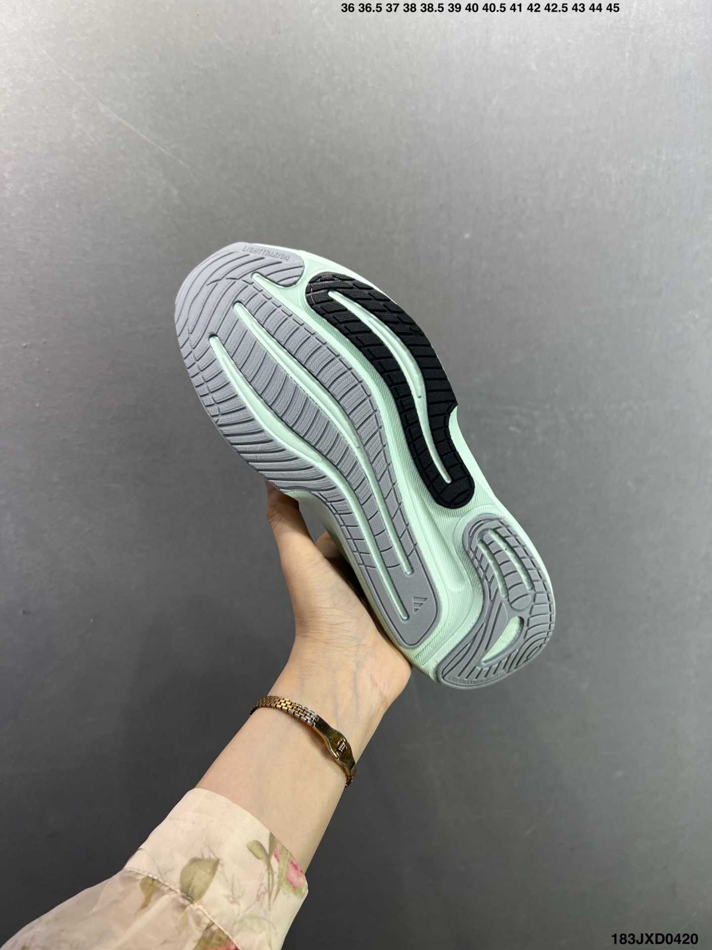 阿迪达斯Adidas SUPERNOVA RISE 3超新星增强系列低帮轻量透气休闲运动慢跑鞋 KK1207-High Quatity Cheap Brand wholesale wholesaler seller Clothes Bags handbags Sneakers Top Fashion Clothing Shoes from China Factory Chinese suppliers best Quality Beautiful Price 阿迪达斯Adidas SUPERNOVA RISE 3超新星增强系列低帮轻量透气休闲运动慢跑鞋 KK1207