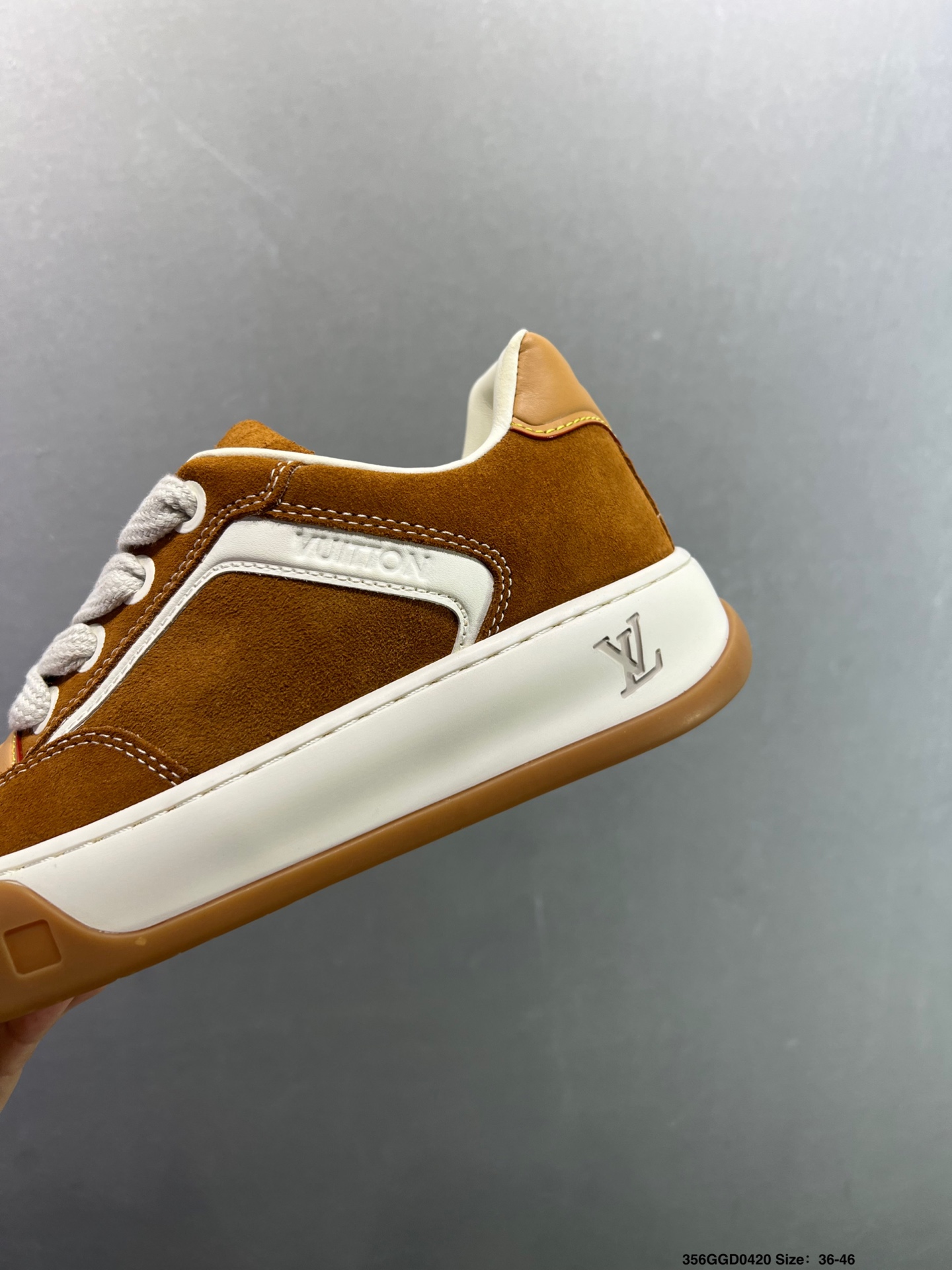 路易威登/Louis Vuitton LV路易威登板鞋-High Quatity Cheap Brand wholesale wholesaler seller Clothes Bags handbags Sneakers Top Fashion Clothing Shoes from China Factory Chinese suppliers best Quality Beautiful Price 路易威登/Louis Vuitton LV路易威登板鞋
