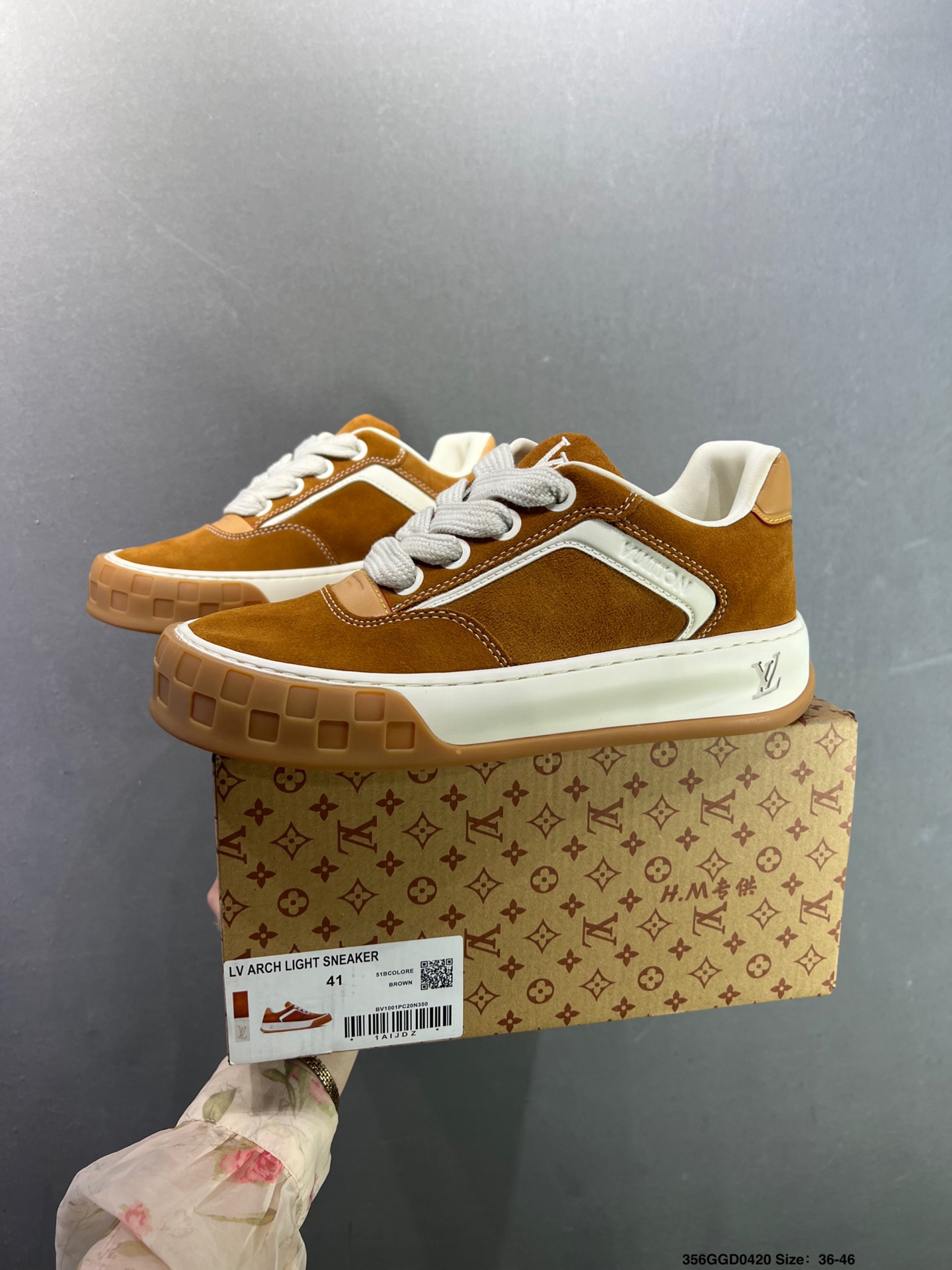 路易威登/Louis Vuitton LV路易威登板鞋-High Quatity Cheap Brand wholesale wholesaler seller Clothes Bags handbags Sneakers Top Fashion Clothing Shoes from China Factory Chinese suppliers best Quality Beautiful Price 路易威登/Louis Vuitton LV路易威登板鞋