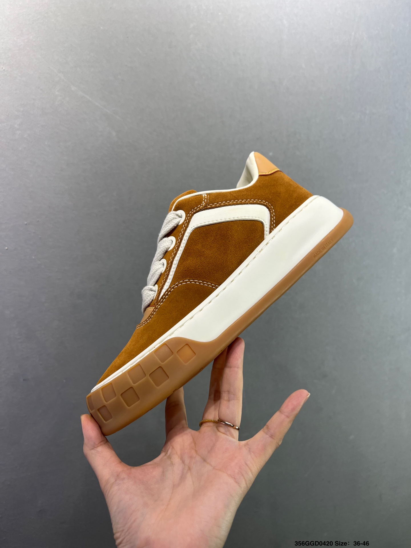 路易威登/Louis Vuitton LV路易威登板鞋-High Quatity Cheap Brand wholesale wholesaler seller Clothes Bags handbags Sneakers Top Fashion Clothing Shoes from China Factory Chinese suppliers best Quality Beautiful Price 路易威登/Louis Vuitton LV路易威登板鞋