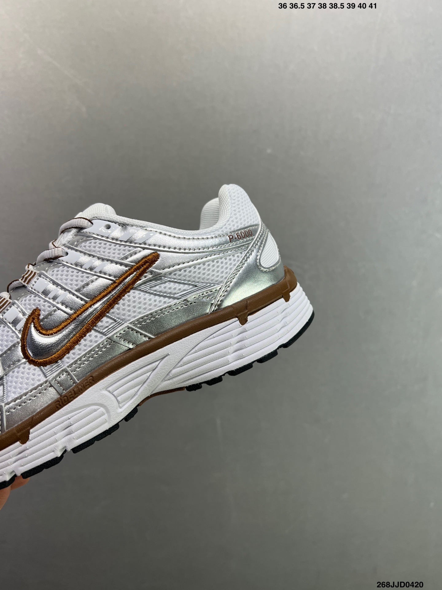 耐克Nike p-6000 跑鞋内外侧都用了红色的钩子 BY1021-103-High Quatity Cheap Brand wholesale wholesaler seller Clothes Bags handbags Sneakers Top Fashion Clothing Shoes from China Factory Chinese suppliers best Quality Beautiful Price 耐克Nike p-6000 跑鞋内外侧都用了红色的钩子 BY1021-103