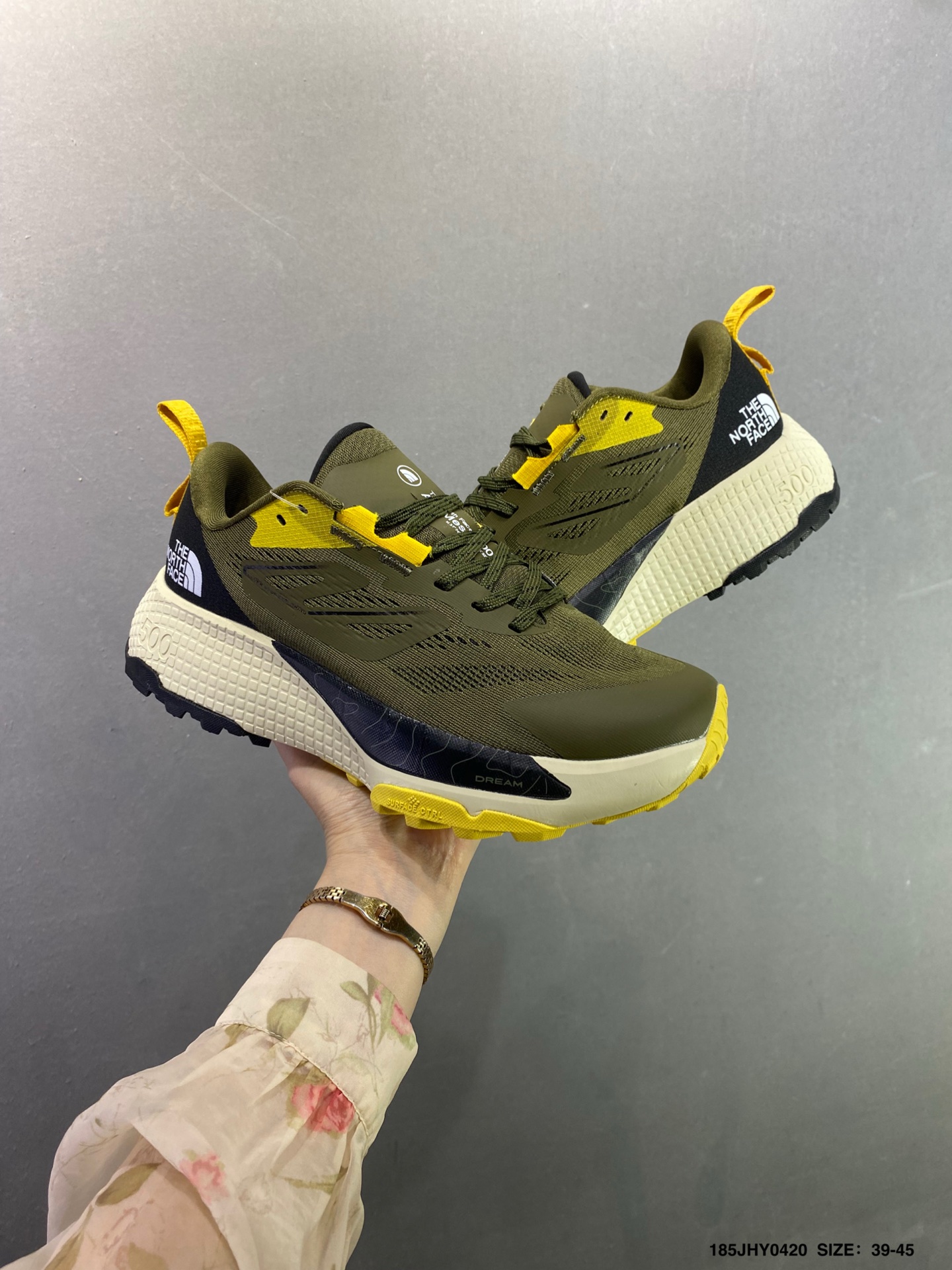 北面THE NORTH FACE Altamesa 圆头系带 减震 耐磨 低帮 徒步鞋 NF0A8A9R-812-High Quatity Cheap Brand wholesale wholesaler seller Clothes Bags handbags Sneakers Top Fashion Clothing Shoes from China Factory Chinese suppliers best Quality Beautiful Price 北面THE NORTH FACE Altamesa 圆头系带 减震 耐磨 低帮 徒步鞋 NF0A8A9R-812
