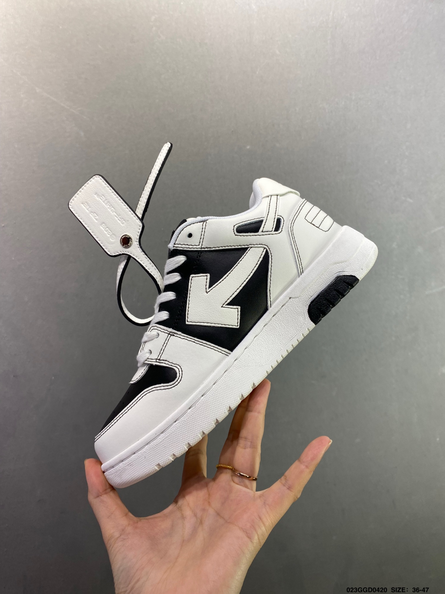OFF-WHITE 新款圆头系带低帮运动小白鞋跑步鞋多色拼色运动休闲鞋-High Quatity Cheap Brand wholesale wholesaler seller Clothes Bags handbags Sneakers Top Fashion Clothing Shoes from China Factory Chinese suppliers best Quality Beautiful Price OFF-WHITE 新款圆头系带低帮运动小白鞋跑步鞋多色拼色运动休闲鞋