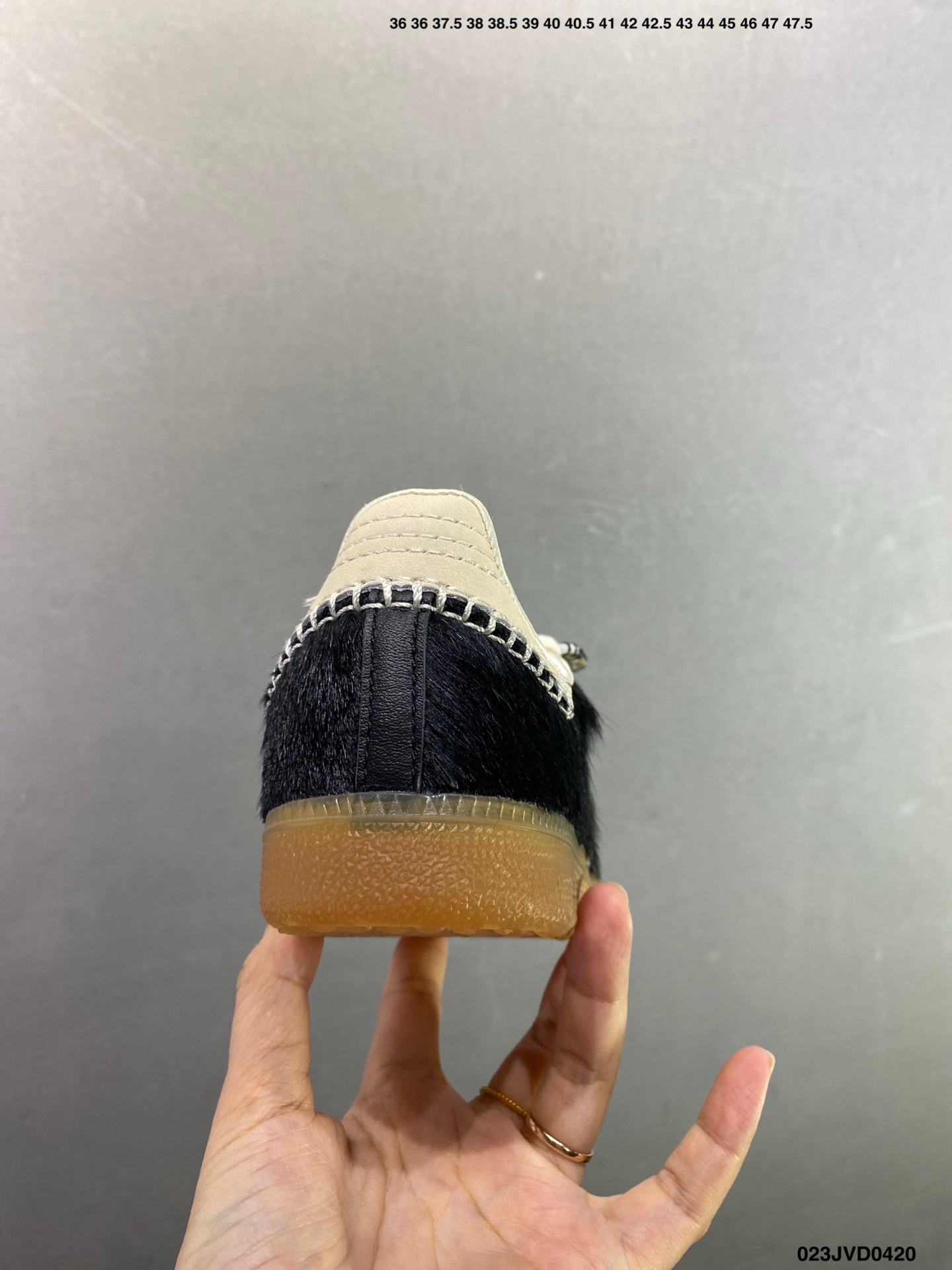 阿迪达斯 德训鞋 经典复古低帮休闲运动慢跑鞋Wales Bonner x adidas 2024 全新秋冬系列联名鞋款 经典运动板鞋 IE0580-High Quatity Cheap Brand wholesale wholesaler seller Clothes Bags handbags Sneakers Top Fashion Clothing Shoes from China Factory Chinese suppliers best Quality Beautiful Price 阿迪达斯 德训鞋 经典复古低帮休闲运动慢跑鞋Wales Bonner x adidas 2024 全新秋冬系列联名鞋款 经典运动板鞋 IE0580
