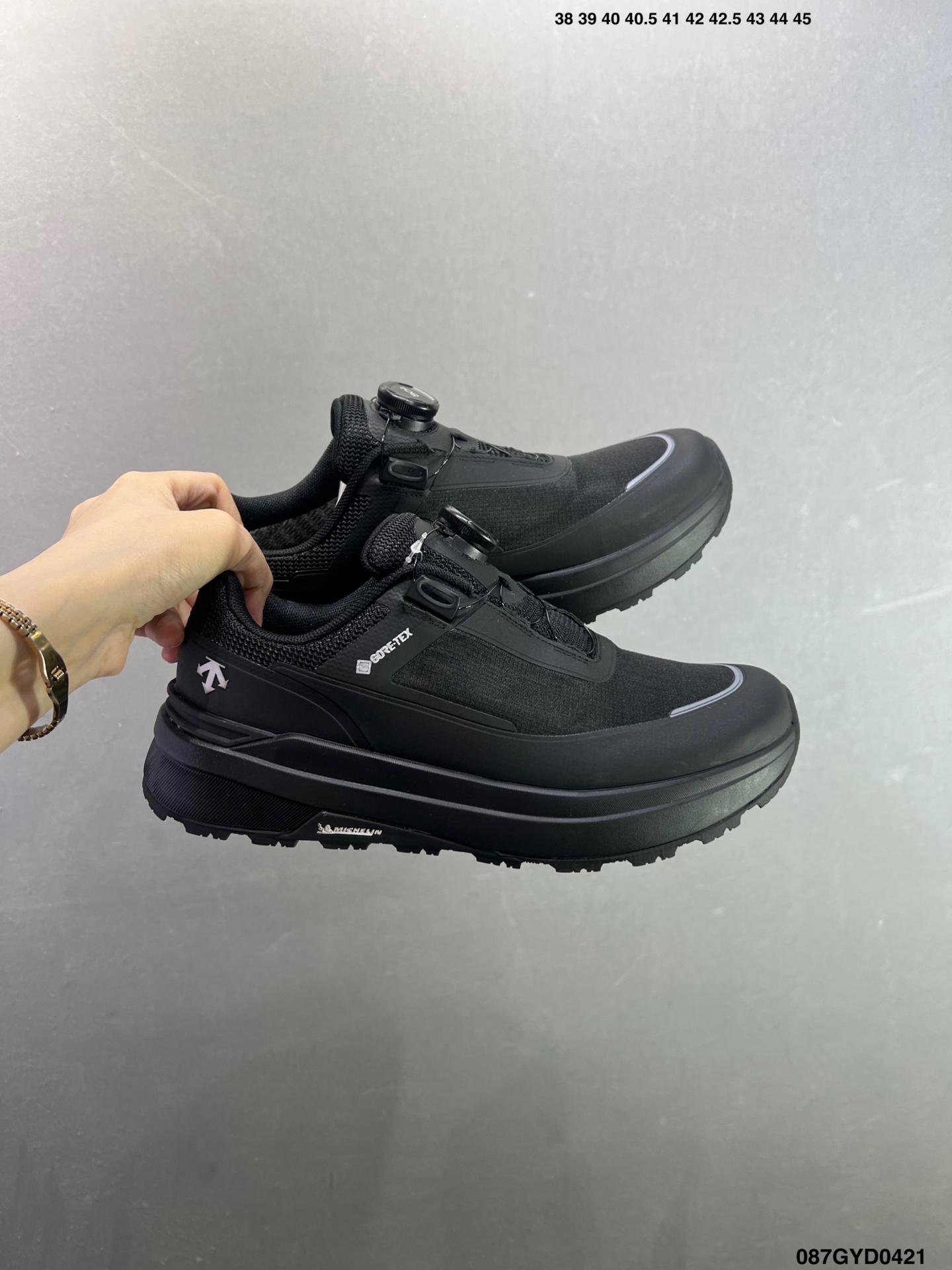 310 迪桑特DESCENTE EDGE COURT RETRO 复古轻质 耐磨低帮 生活休闲鞋 SP383LSN82