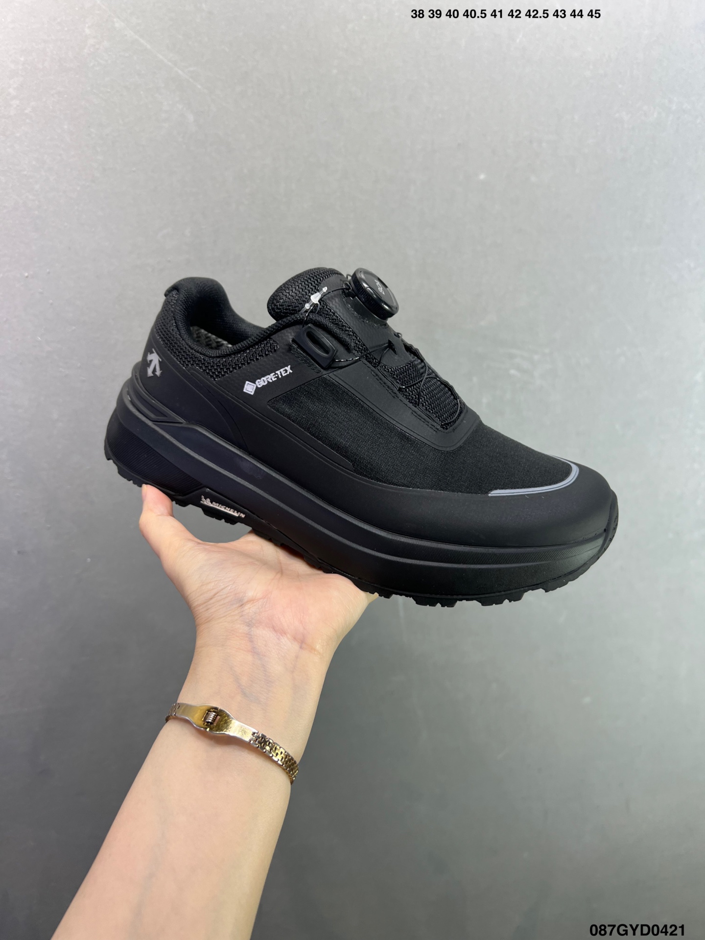 310 迪桑特DESCENTE EDGE COURT RETRO 复古轻质 耐磨低帮 生活休闲鞋 SP383LSN82