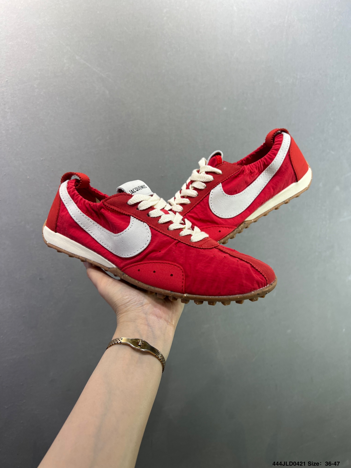 Jacquemus x Nike Jacumoon 耐克 柔软舒适防滑耐磨 低帮休闲板鞋 HV8547-001
