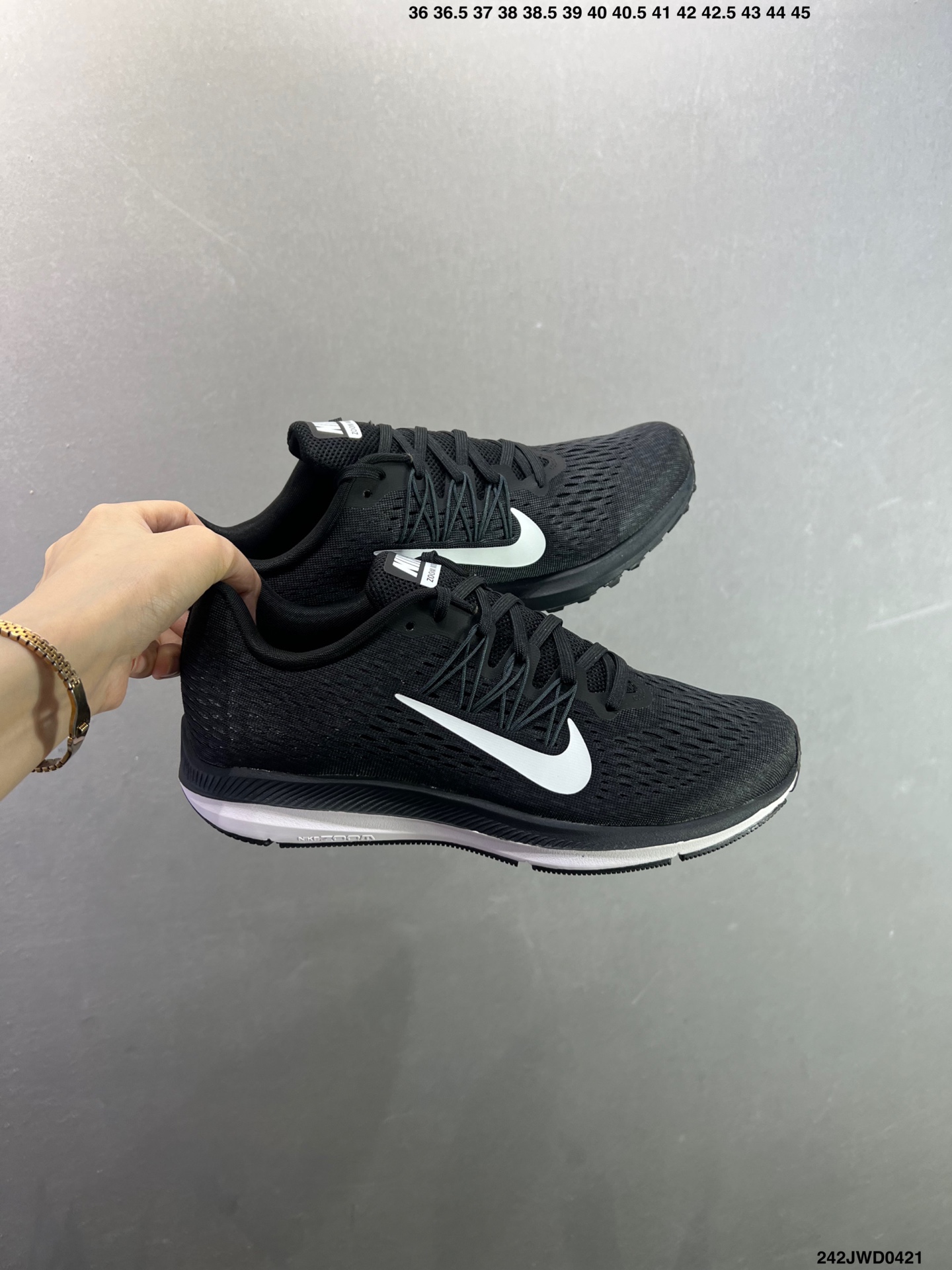 NK Zoom Winflo 5 登月5代W5缓震透气跑步鞋 AA7406-001-Top High Quatity Cheap Sneakers Fashion Clothing Clothes Bags handbags Shoes of all Brand wholesale With The best Quality And Beautiful Price from China Factory Chinese suppliers wholesaler seller NK Zoom Winflo 5 登月5代W5缓震透气跑步鞋 AA7406-001