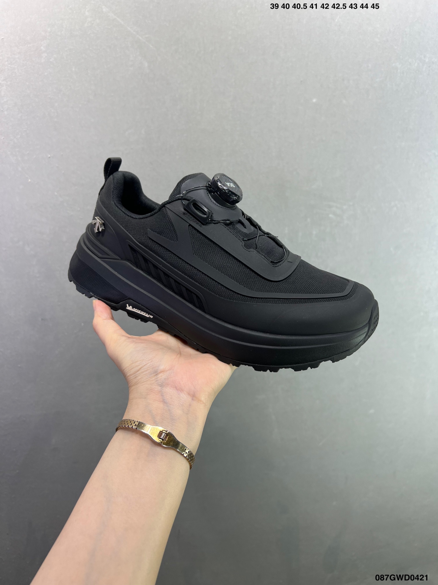 320 迪桑特DESCENTE EDGE COURT RETRO 复古轻质 耐磨低帮 生活休闲鞋 SP383LSN82