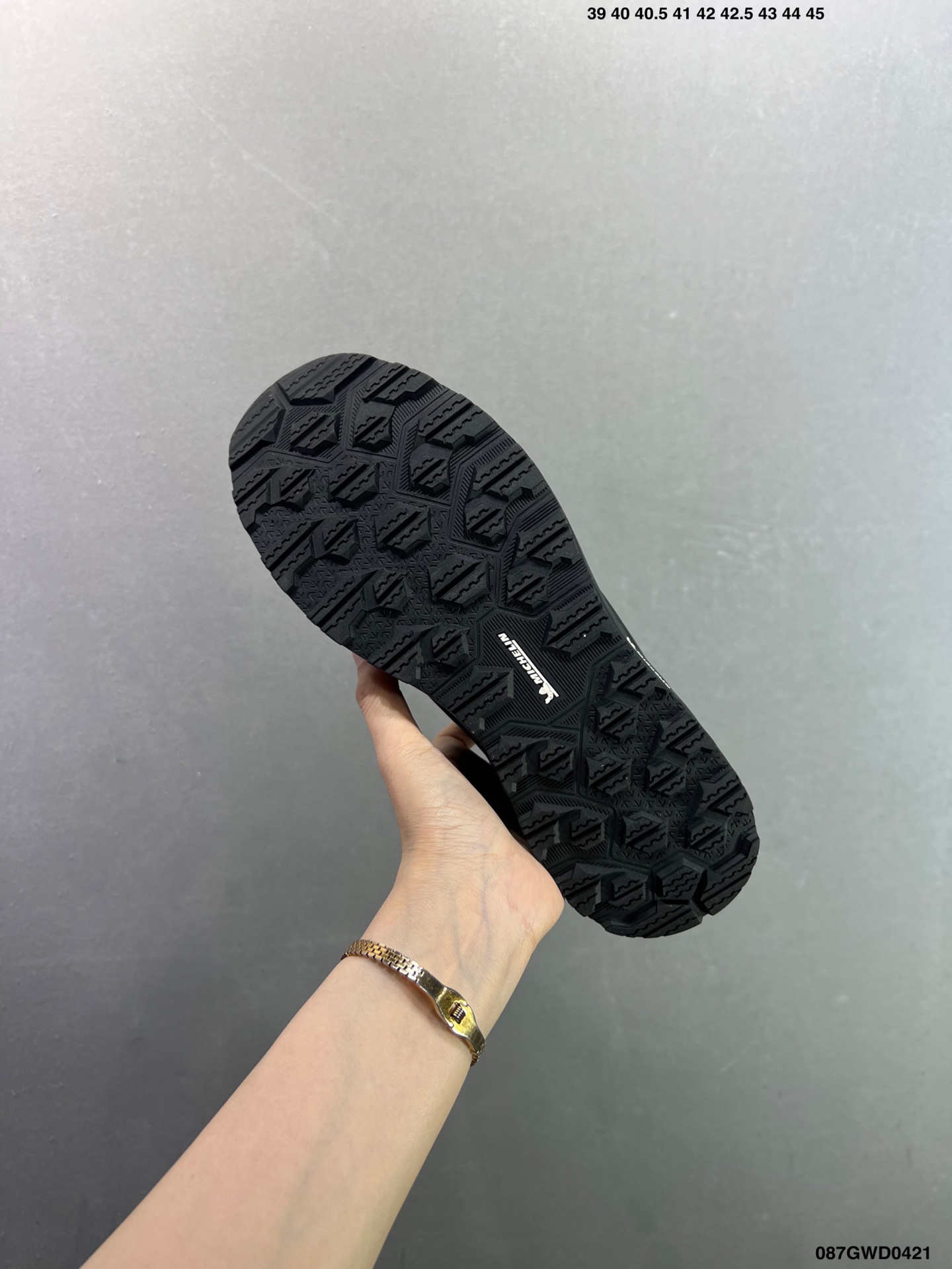 320 迪桑特DESCENTE EDGE COURT RETRO 复古轻质 耐磨低帮 生活休闲鞋 SP383LSN82