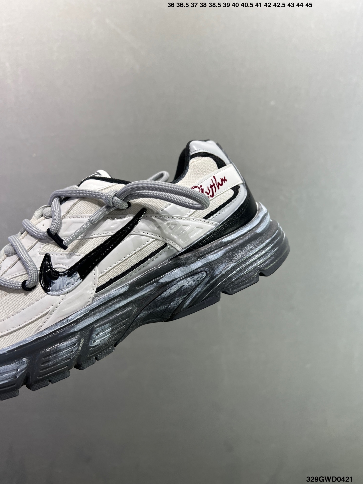NIKE INITIAOR创始者系列复古休闲运动舒适跑鞋 394055-100-Top High Quatity Cheap Sneakers Fashion Clothing Clothes Bags handbags Shoes of all Brand wholesale With The best Quality And Beautiful Price from China Factory Chinese suppliers wholesaler seller NIKE INITIAOR创始者系列复古休闲运动舒适跑鞋 394055-100