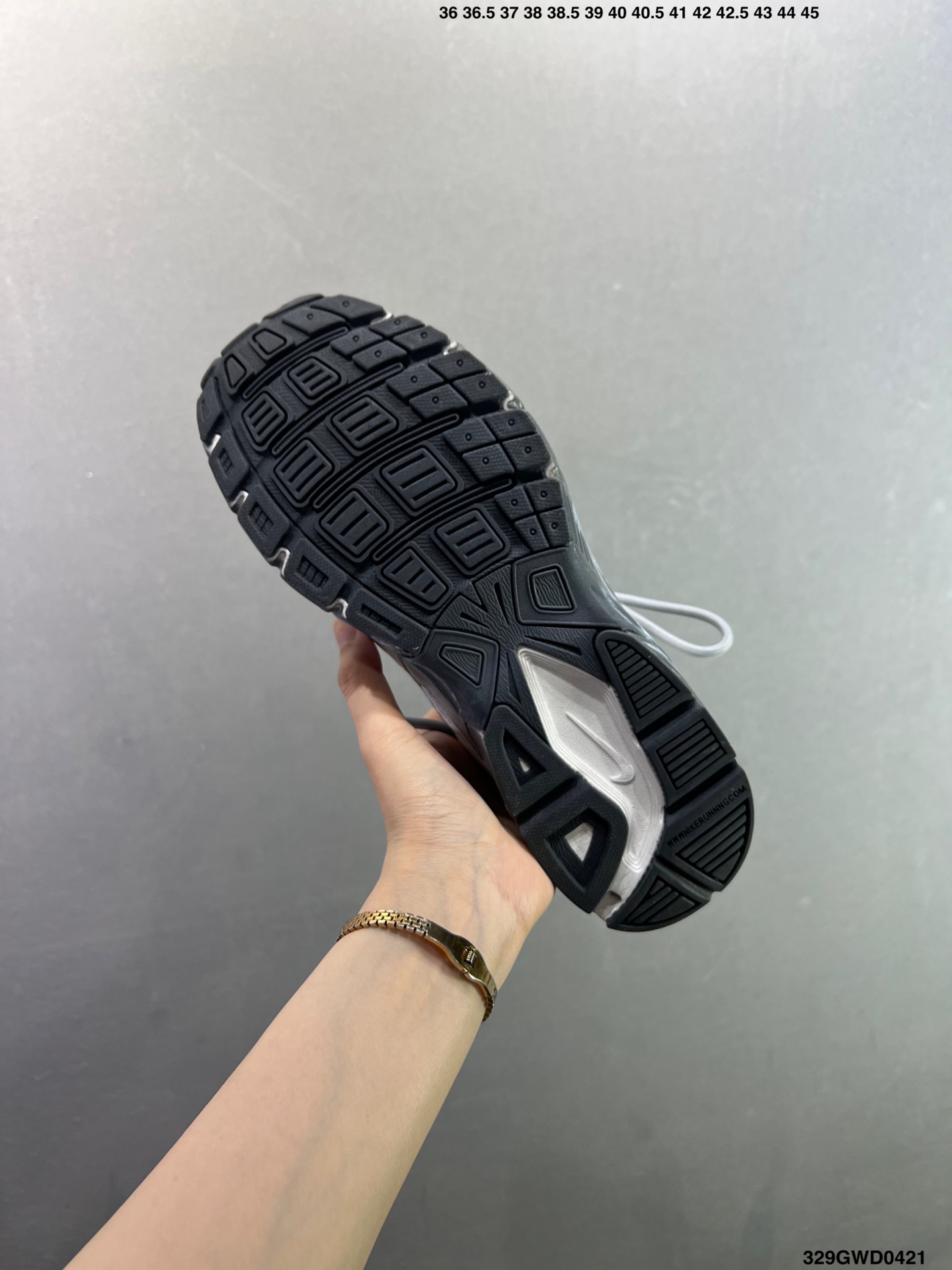 NIKE INITIAOR创始者系列复古休闲运动舒适跑鞋 394055-100-Top High Quatity Cheap Sneakers Fashion Clothing Clothes Bags handbags Shoes of all Brand wholesale With The best Quality And Beautiful Price from China Factory Chinese suppliers wholesaler seller NIKE INITIAOR创始者系列复古休闲运动舒适跑鞋 394055-100