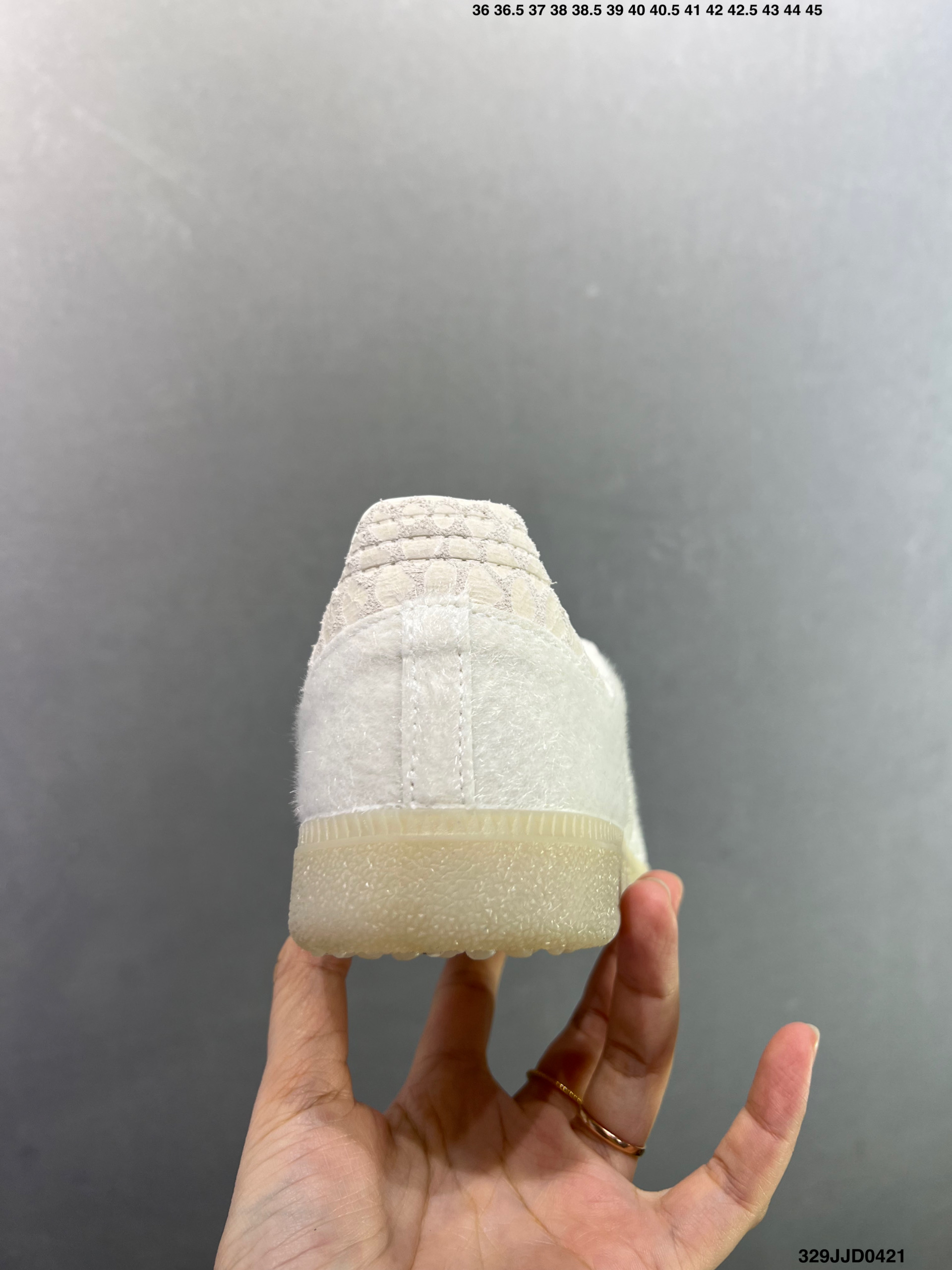 150 Adidas SAMBA IH6628 近70年的经典Originals原装翻毛皮层制作-Chinese UA Cheap High Quatity Brand Clothes Bags handbags Sneakers wholesale wholesaler seller from China Factory suppliers Fashion Clothing Shoes best Quality Beautiful Price 150 Adidas SAMBA IH6628 近70年的经典Originals原装翻毛皮层制作