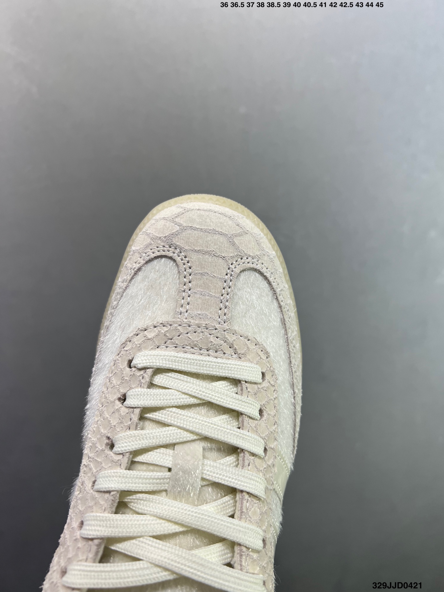 150 Adidas SAMBA IH6628 近70年的经典Originals原装翻毛皮层制作-Chinese UA Cheap High Quatity Brand Clothes Bags handbags Sneakers wholesale wholesaler seller from China Factory suppliers Fashion Clothing Shoes best Quality Beautiful Price 150 Adidas SAMBA IH6628 近70年的经典Originals原装翻毛皮层制作