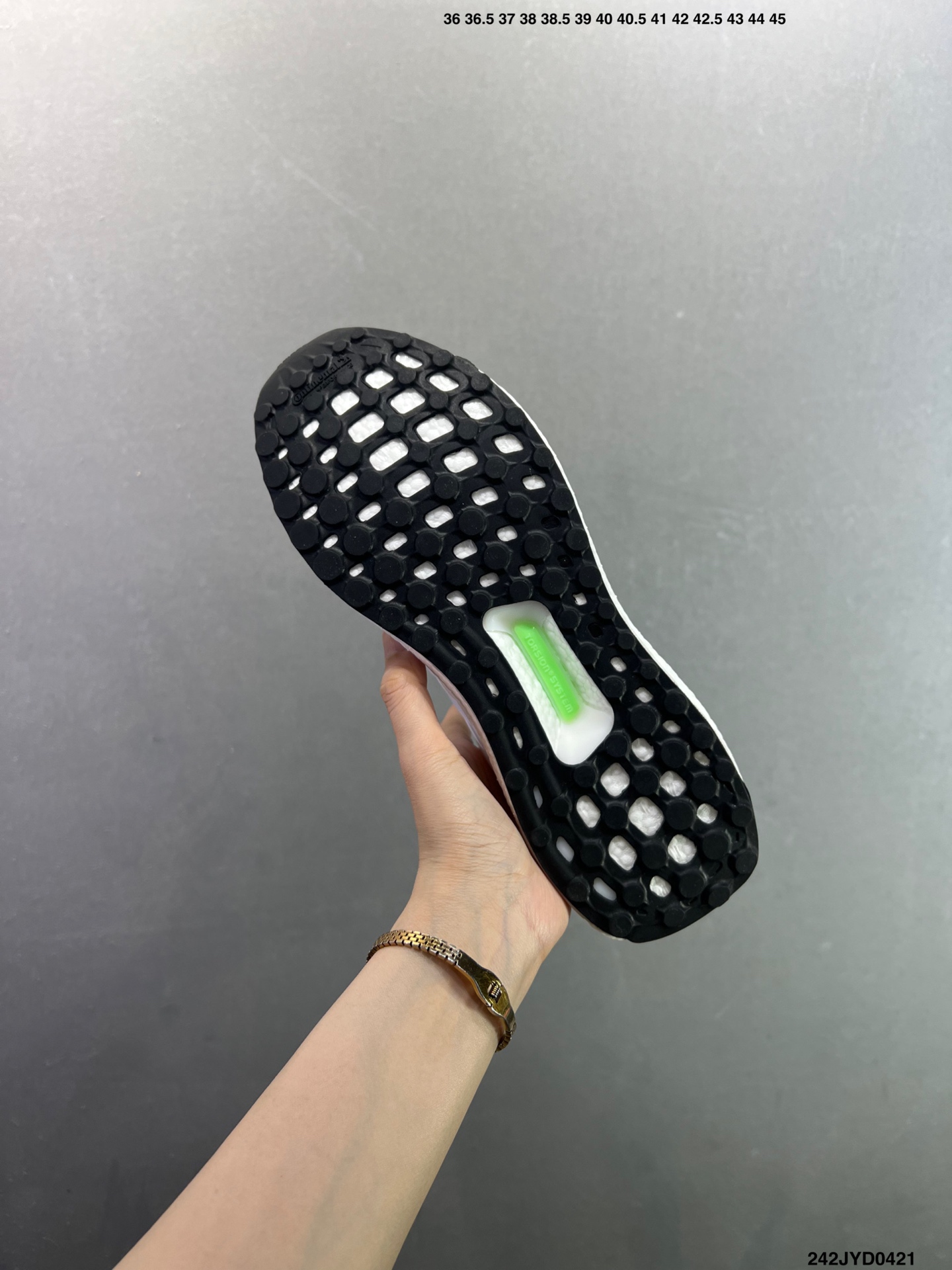 190 Adidas阿迪达斯 UB1.0 巴斯夫真爆 UItraBOoST特别联名以编织纱网代替TPU材质 HQ4202-Chinese UA Cheap High Quatity Brand Clothes Bags handbags Sneakers wholesale wholesaler seller from China Factory suppliers Fashion Clothing Shoes best Quality Beautiful Price 190 Adidas阿迪达斯 UB1.0 巴斯夫真爆 UItraBOoST特别联名以编织纱网代替TPU材质 HQ4202