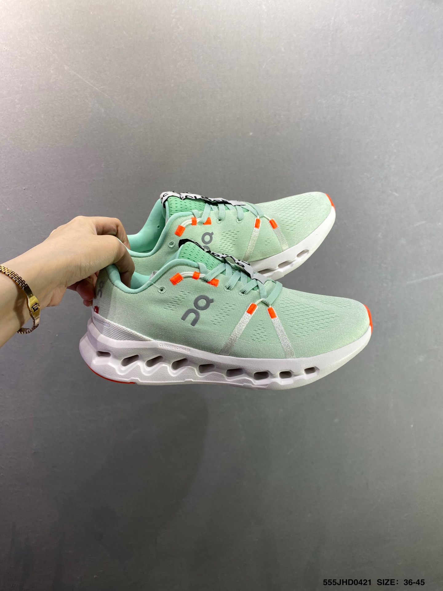 170 On昂跑 Cloudsurfer 舒适百搭 简约 耐磨 低帮跑步鞋-Chinese UA Cheap High Quatity Brand Clothes Bags handbags Sneakers wholesale wholesaler seller from China Factory suppliers Fashion Clothing Shoes best Quality Beautiful Price 170 On昂跑 Cloudsurfer 舒适百搭 简约 耐磨 低帮跑步鞋