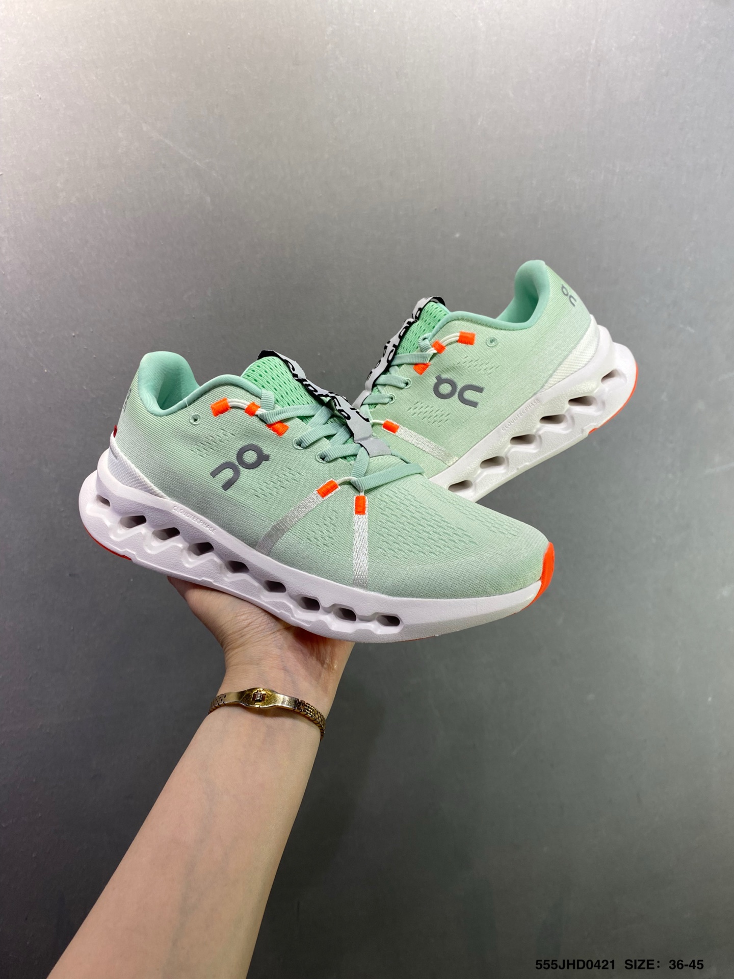 170 On昂跑 Cloudsurfer 舒适百搭 简约 耐磨 低帮跑步鞋-Chinese UA Cheap High Quatity Brand Clothes Bags handbags Sneakers wholesale wholesaler seller from China Factory suppliers Fashion Clothing Shoes best Quality Beautiful Price 170 On昂跑 Cloudsurfer 舒适百搭 简约 耐磨 低帮跑步鞋