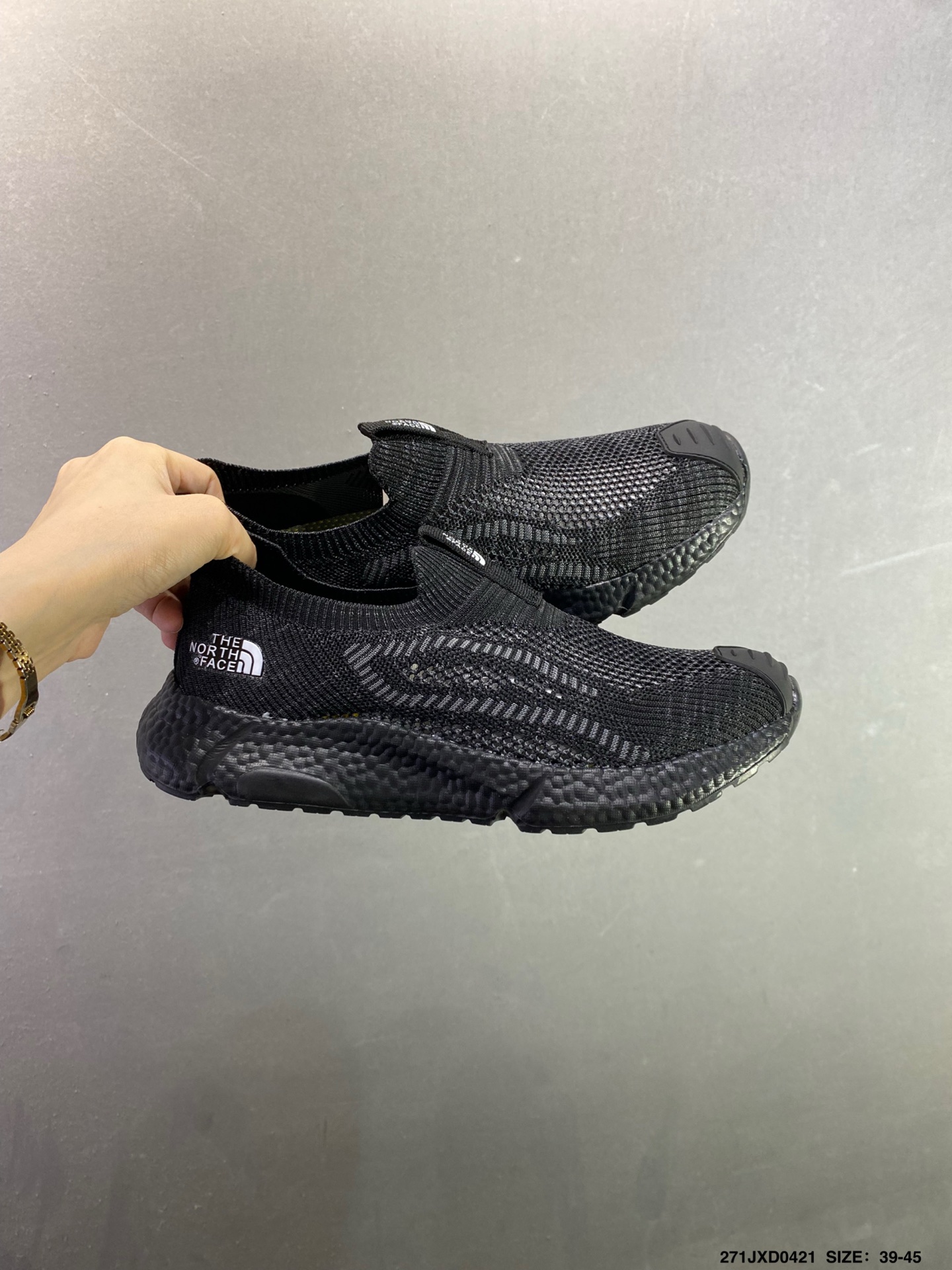 180 The North Face Cedar Measa 北面系列轻便套袜式一脚蹬跑鞋-Chinese UA Cheap High Quatity Brand Clothes Bags handbags Sneakers wholesale wholesaler seller from China Factory suppliers Fashion Clothing Shoes best Quality Beautiful Price 180 The North Face Cedar Measa 北面系列轻便套袜式一脚蹬跑鞋