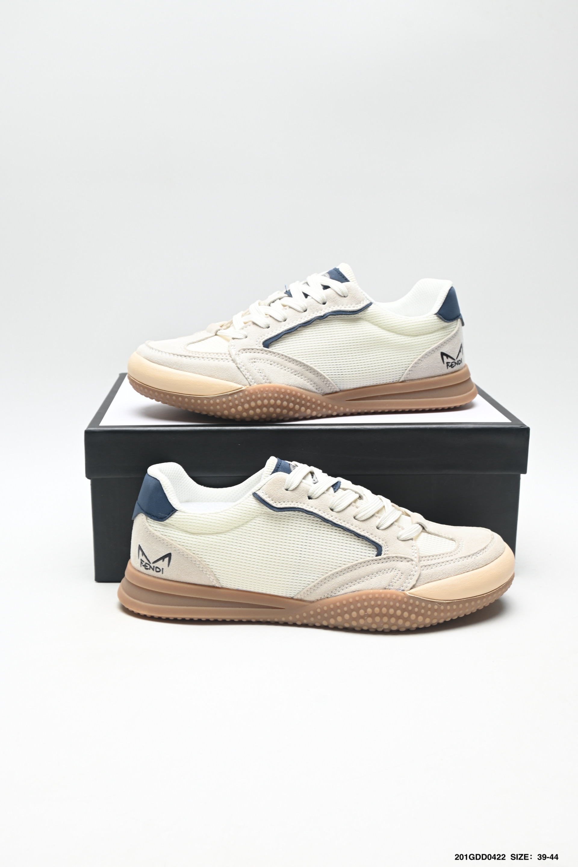 250 FENDI/ 芬迪 板鞋/休闲鞋-Chinese UA Cheap High Quatity Brand Clothes Bags handbags Sneakers wholesale wholesaler seller from China Factory suppliers Fashion Clothing Shoes best Quality Beautiful Price 250 FENDI/ 芬迪 板鞋/休闲鞋