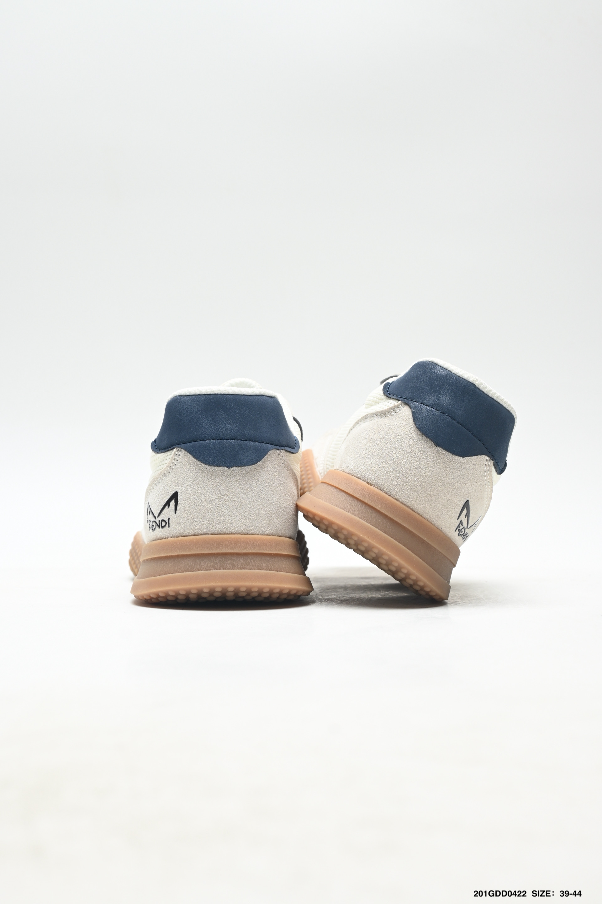 250 FENDI/ 芬迪 板鞋/休闲鞋-Chinese UA Cheap High Quatity Brand Clothes Bags handbags Sneakers wholesale wholesaler seller from China Factory suppliers Fashion Clothing Shoes best Quality Beautiful Price 250 FENDI/ 芬迪 板鞋/休闲鞋