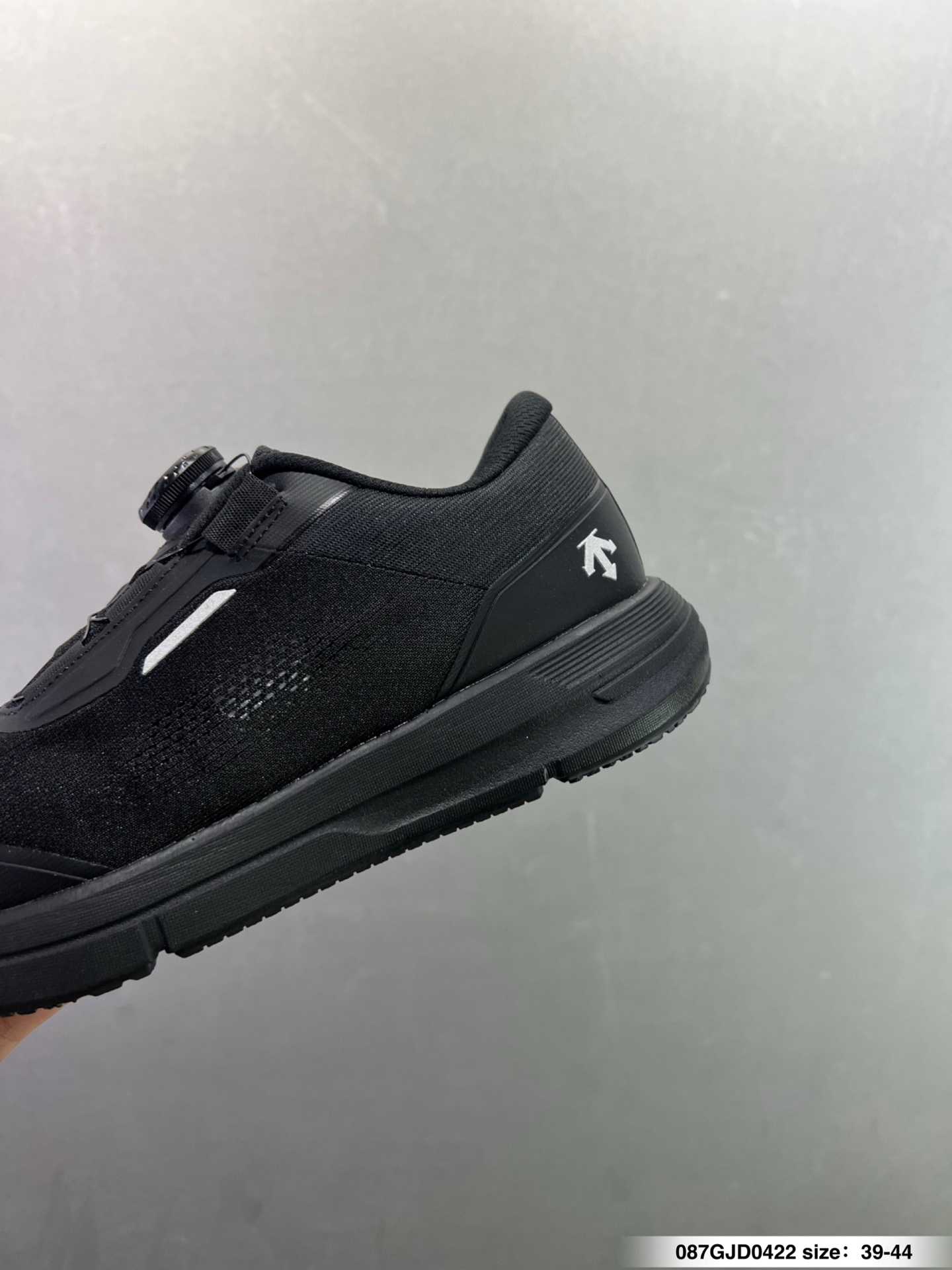 260 迪桑特DESCENTE EDGE COURT RETRO 复古轻质 耐磨低帮 生活休闲鞋 SP373LSN82-Chinese UA Cheap High Quatity Brand Clothes Bags handbags Sneakers wholesale wholesaler seller from China Factory suppliers Fashion Clothing Shoes best Quality Beautiful Price 260 迪桑特DESCENTE EDGE COURT RETRO 复古轻质 耐磨低帮 生活休闲鞋 SP373LSN82