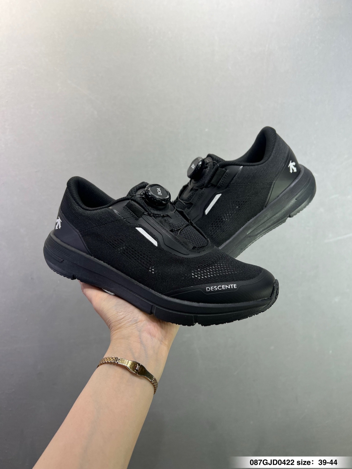 260 迪桑特DESCENTE EDGE COURT RETRO 复古轻质 耐磨低帮 生活休闲鞋 SP373LSN82-Chinese UA Cheap High Quatity Brand Clothes Bags handbags Sneakers wholesale wholesaler seller from China Factory suppliers Fashion Clothing Shoes best Quality Beautiful Price 260 迪桑特DESCENTE EDGE COURT RETRO 复古轻质 耐磨低帮 生活休闲鞋 SP373LSN82