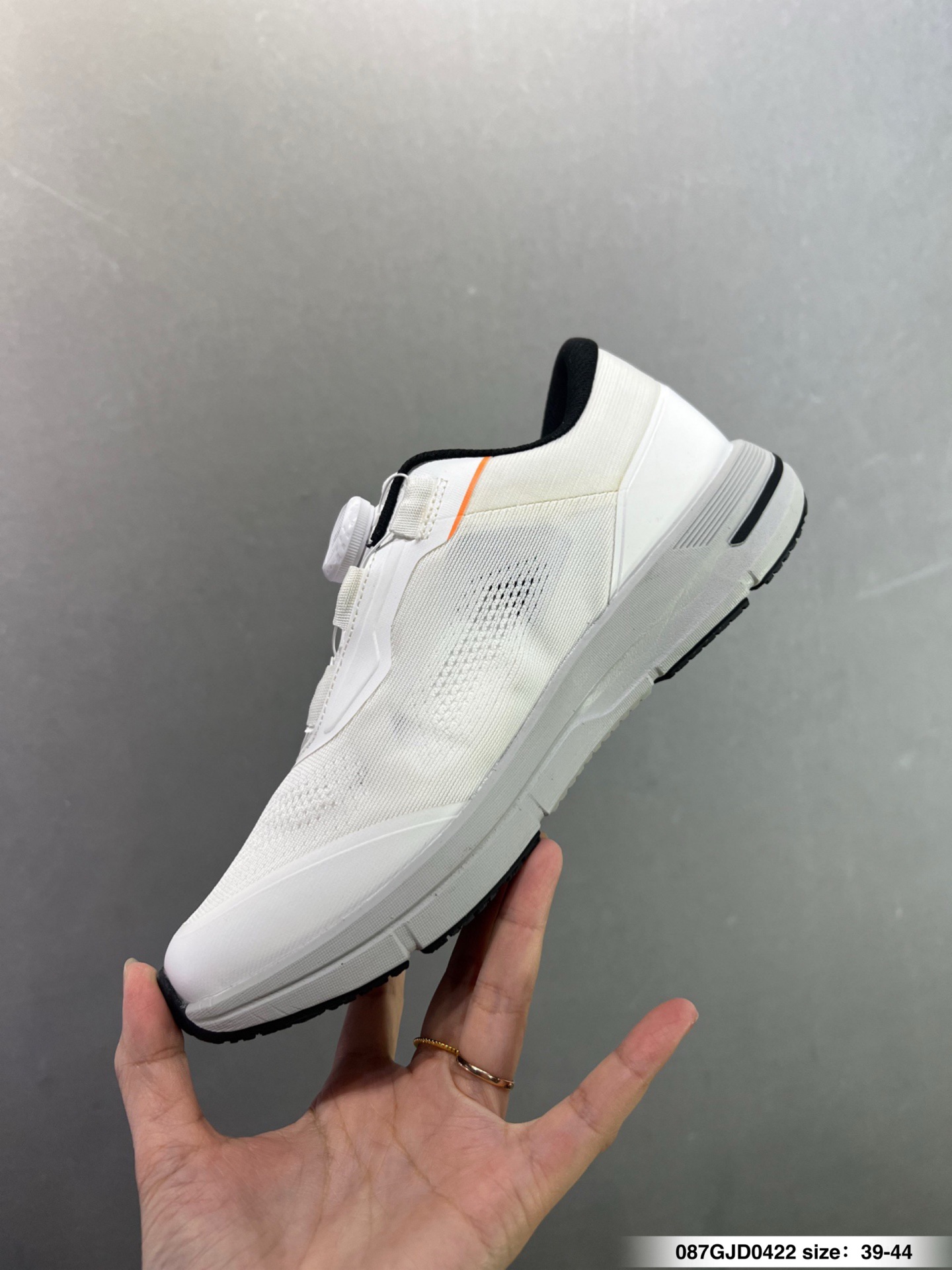 260 迪桑特DESCENTE EDGE COURT RETRO 复古轻质 耐磨低帮 生活休闲鞋 SP373LSN82-Chinese UA Cheap High Quatity Brand Clothes Bags handbags Sneakers wholesale wholesaler seller from China Factory suppliers Fashion Clothing Shoes best Quality Beautiful Price 260 迪桑特DESCENTE EDGE COURT RETRO 复古轻质 耐磨低帮 生活休闲鞋 SP373LSN82