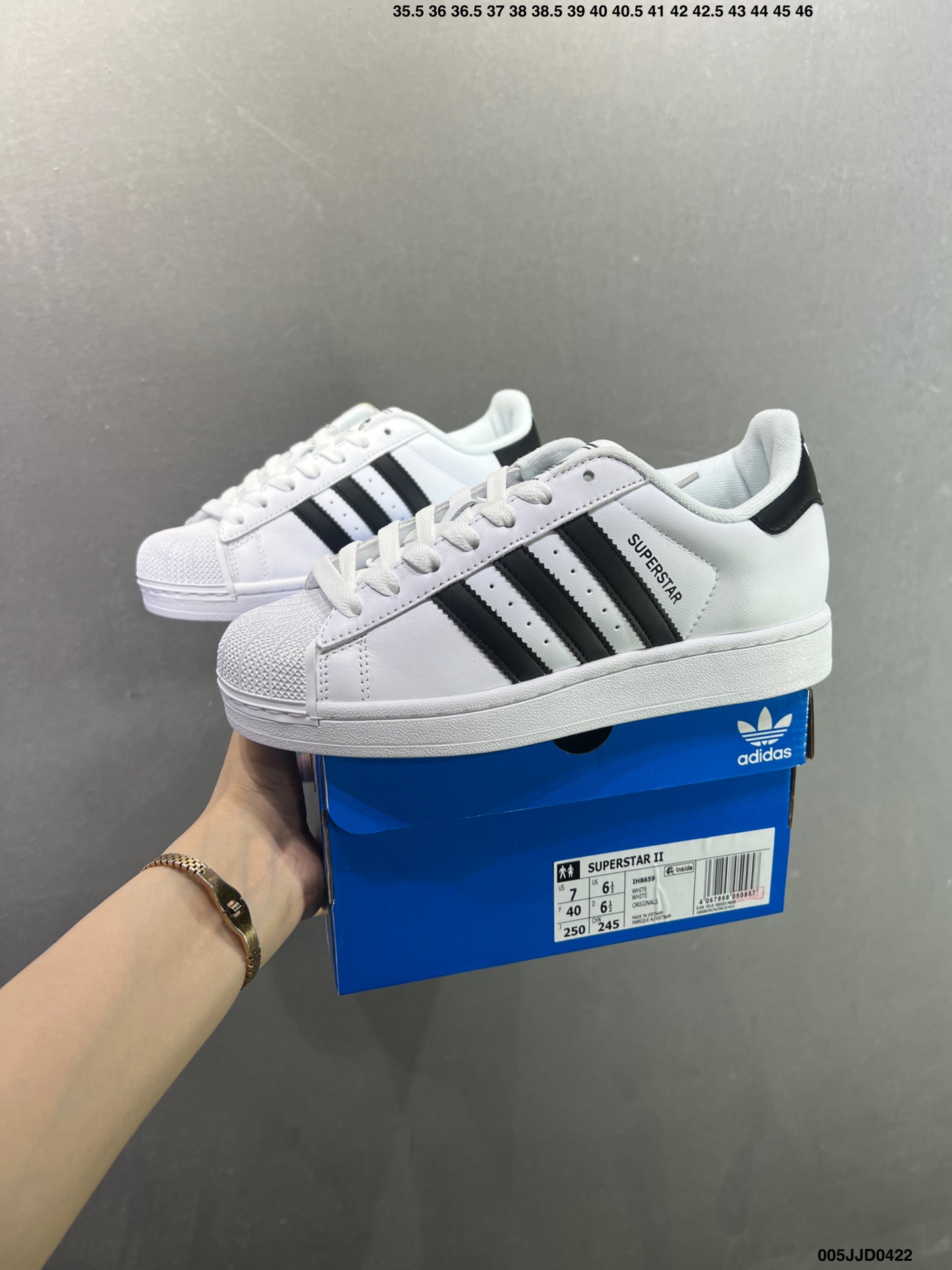 150 阿迪达斯 ADIDAS SUPERSTAR 三叶草经典贝壳头系列 白黑标 IH8659-Chinese UA Cheap High Quatity Brand Clothes Bags handbags Sneakers wholesale wholesaler seller from China Factory suppliers Fashion Clothing Shoes best Quality Beautiful Price 150 阿迪达斯 ADIDAS SUPERSTAR 三叶草经典贝壳头系列 白黑标 IH8659