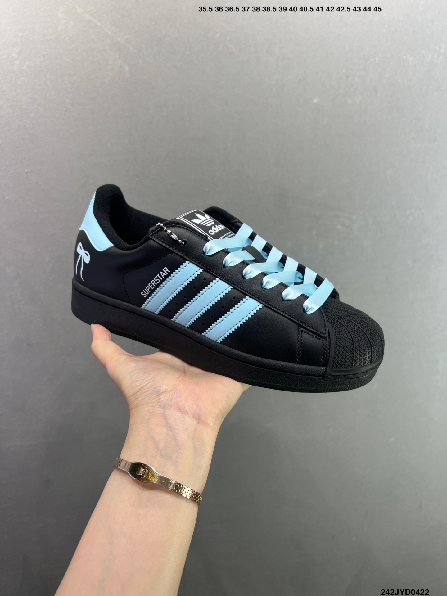 190 阿迪达斯/三叶草Adidas Originals Superstar”Christmas“经典贝壳头系列低帮百搭休闲运动板鞋D“皮革白紫” JS1373