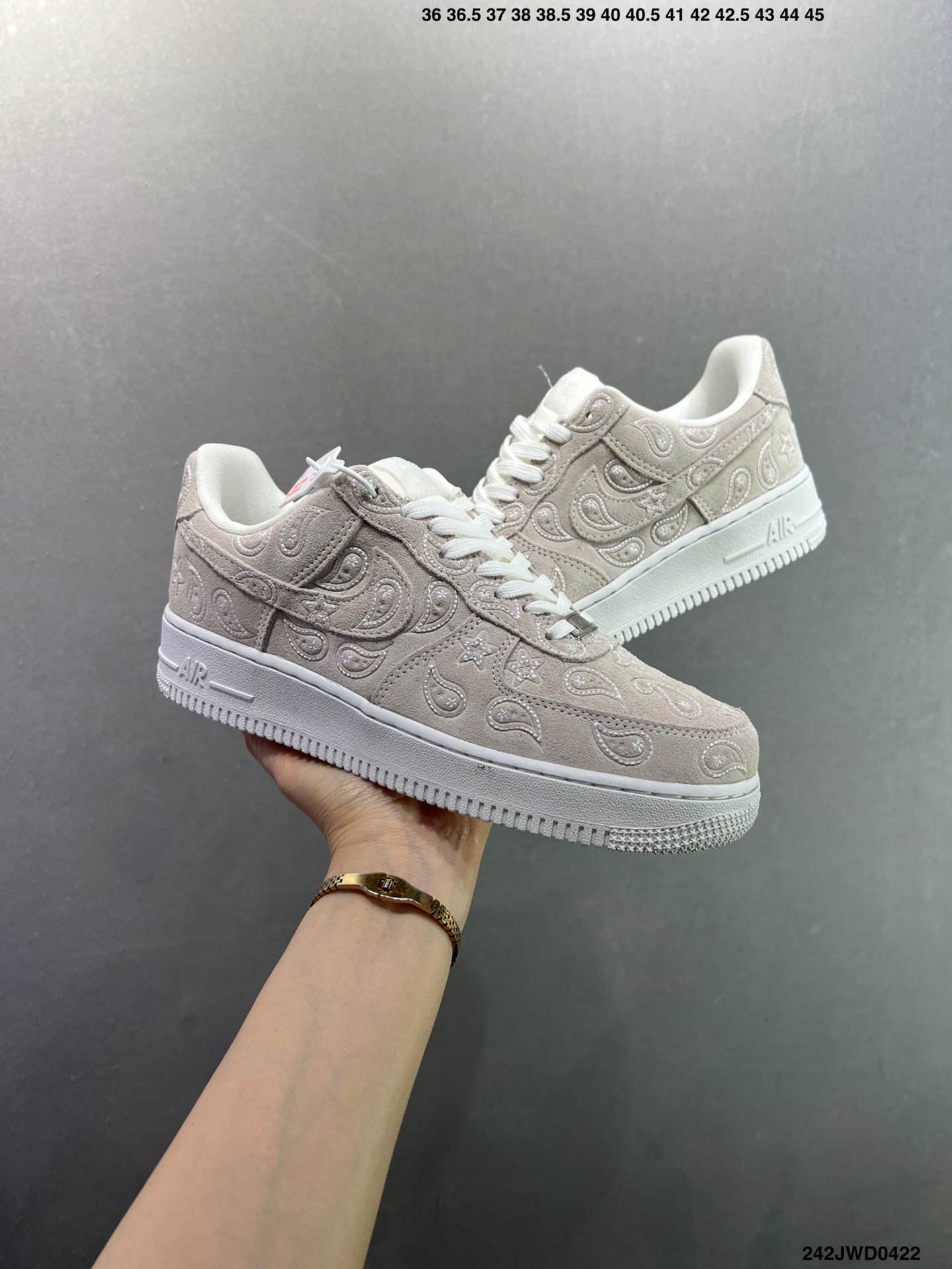 Nike Air Force 1 Low ’07 空军一号低帮休闲板鞋