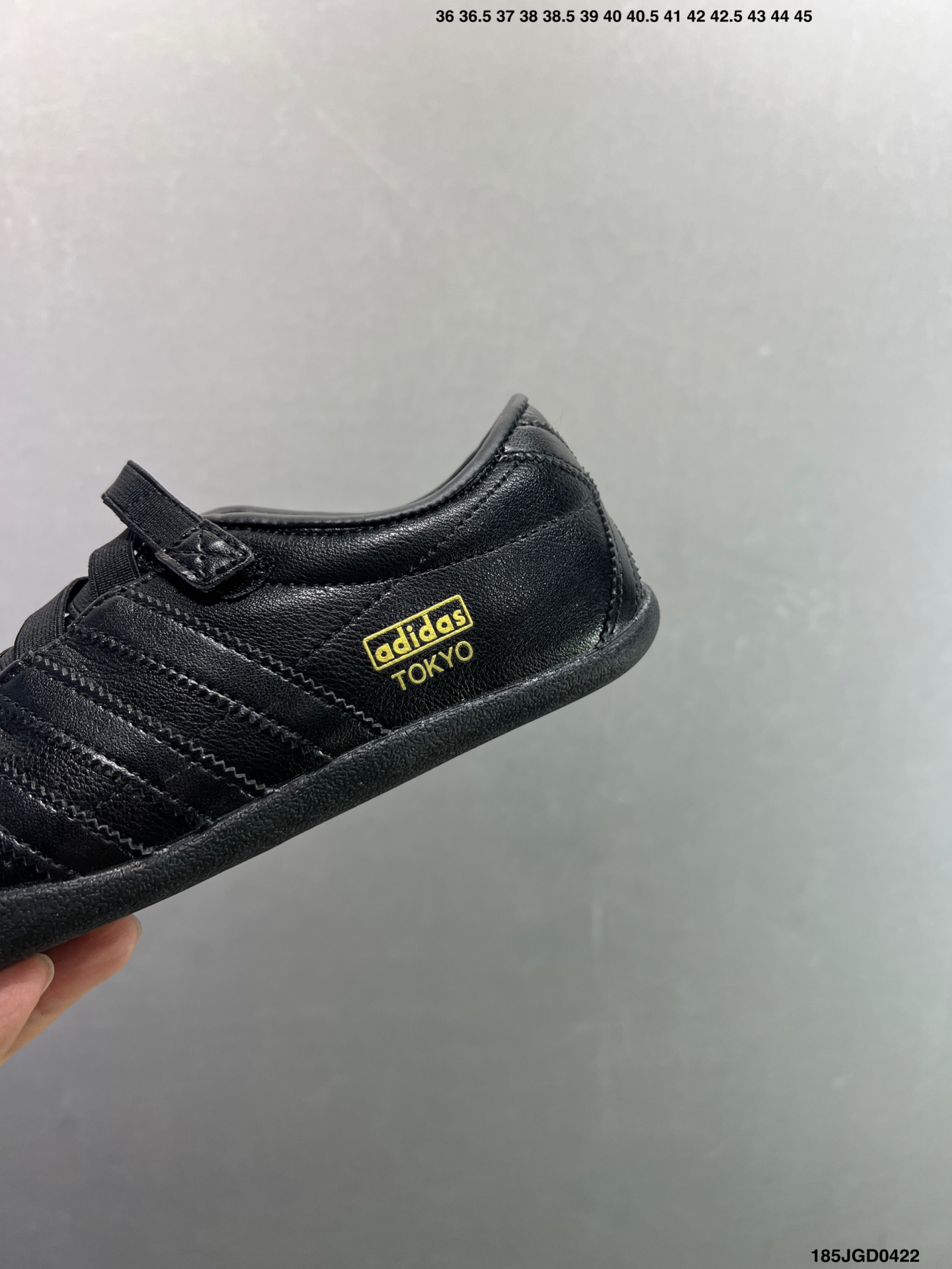 160 adida阿迪达斯TOKYO PACK JR4790 舒适百搭经典休闲运动鞋
