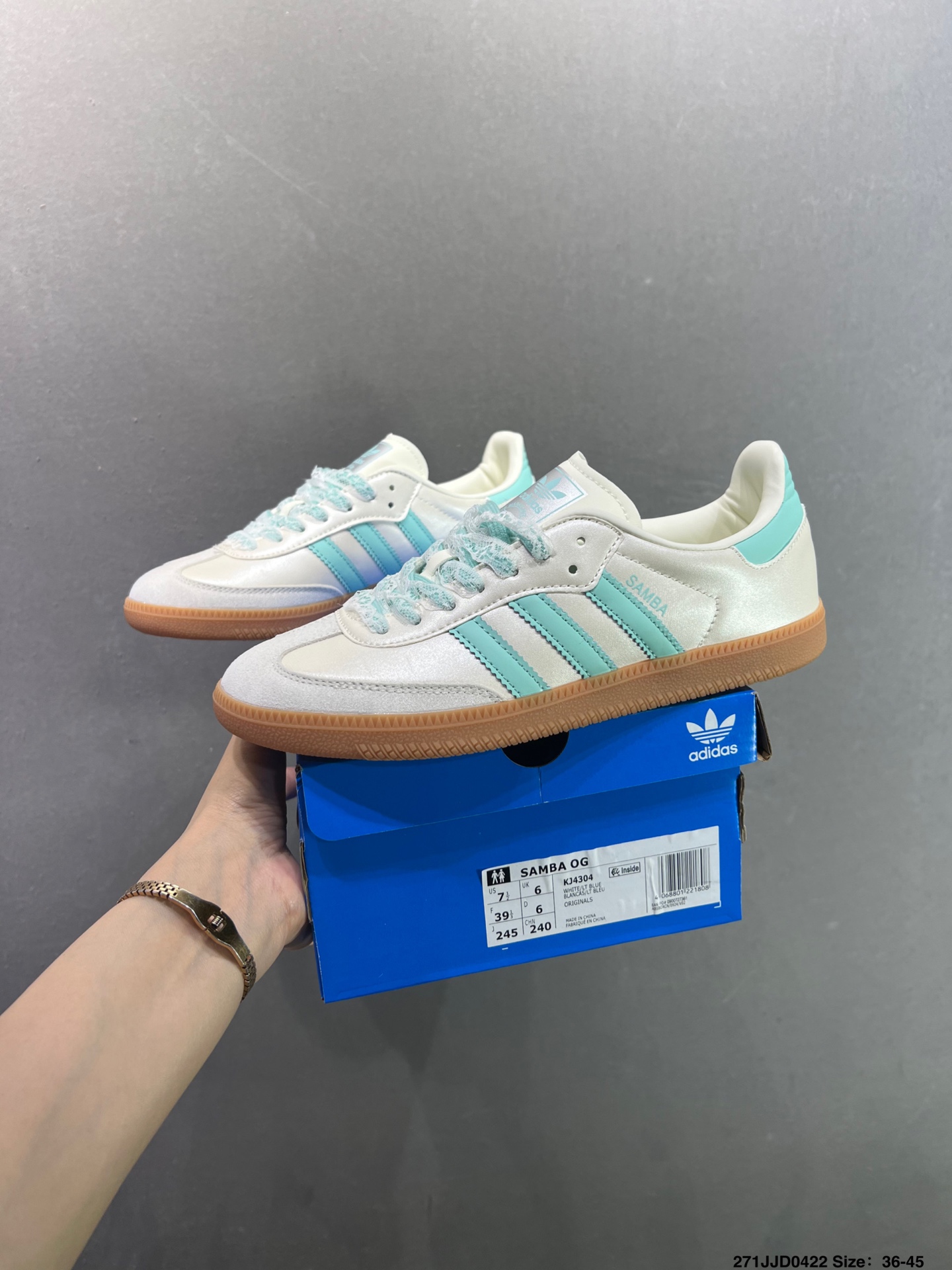 Adidas Originals Samba 阿迪达斯 桑巴舞系列绅士德训足球风百搭低帮休闲运动板鞋 JR0891-High Quatity Cheap Brand wholesale wholesaler seller Clothes Bags handbags Sneakers Top Fashion Clothing Shoes from China Factory Chinese suppliers best Quality Beautiful Price Adidas Originals Samba 阿迪达斯 桑巴舞系列绅士德训足球风百搭低帮休闲运动板鞋 JR0891