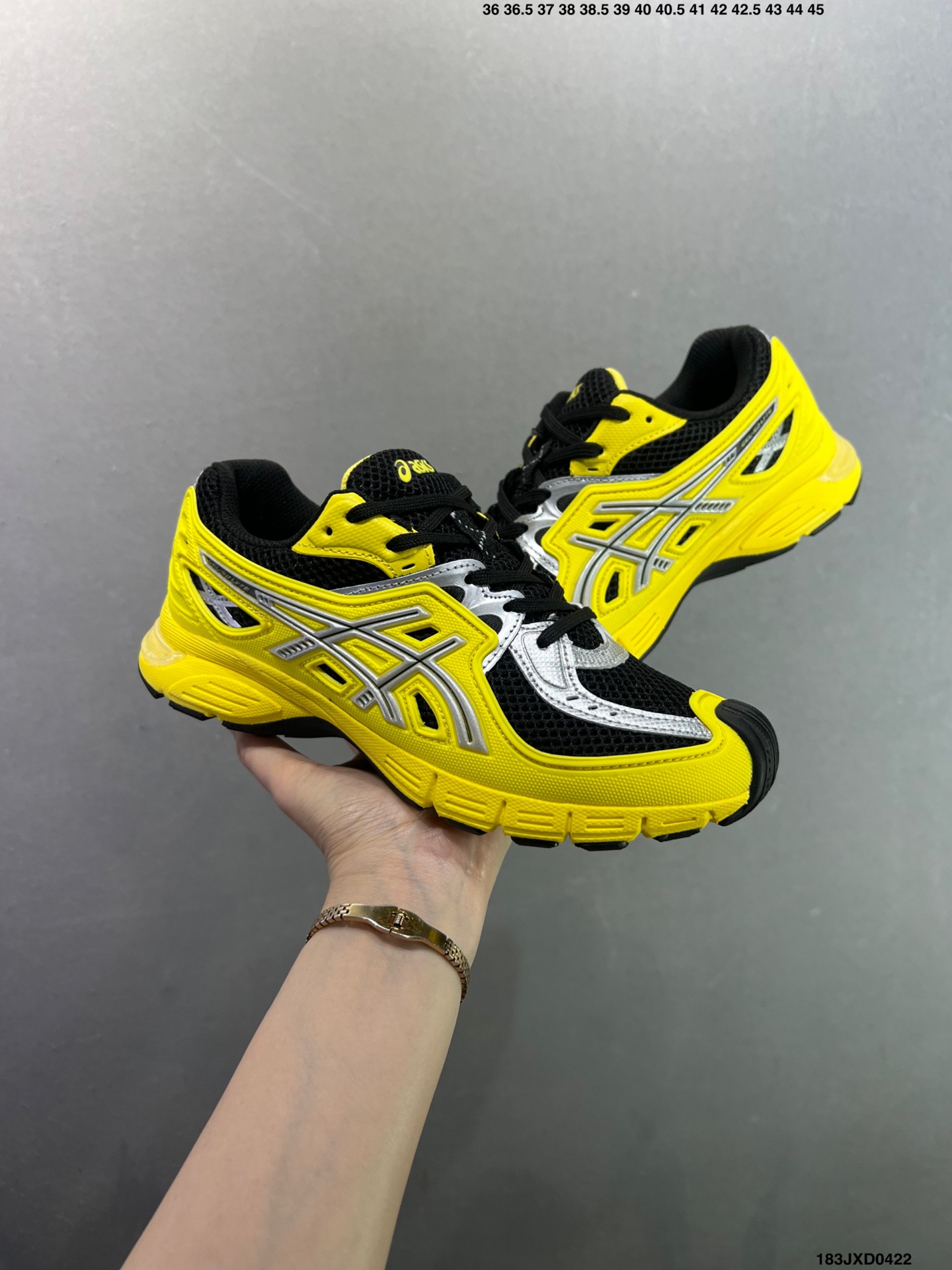 180 Asics 亚瑟士 UB12-S GEL-SD-LYTE 稳定跑鞋鞋面 1012B518-401