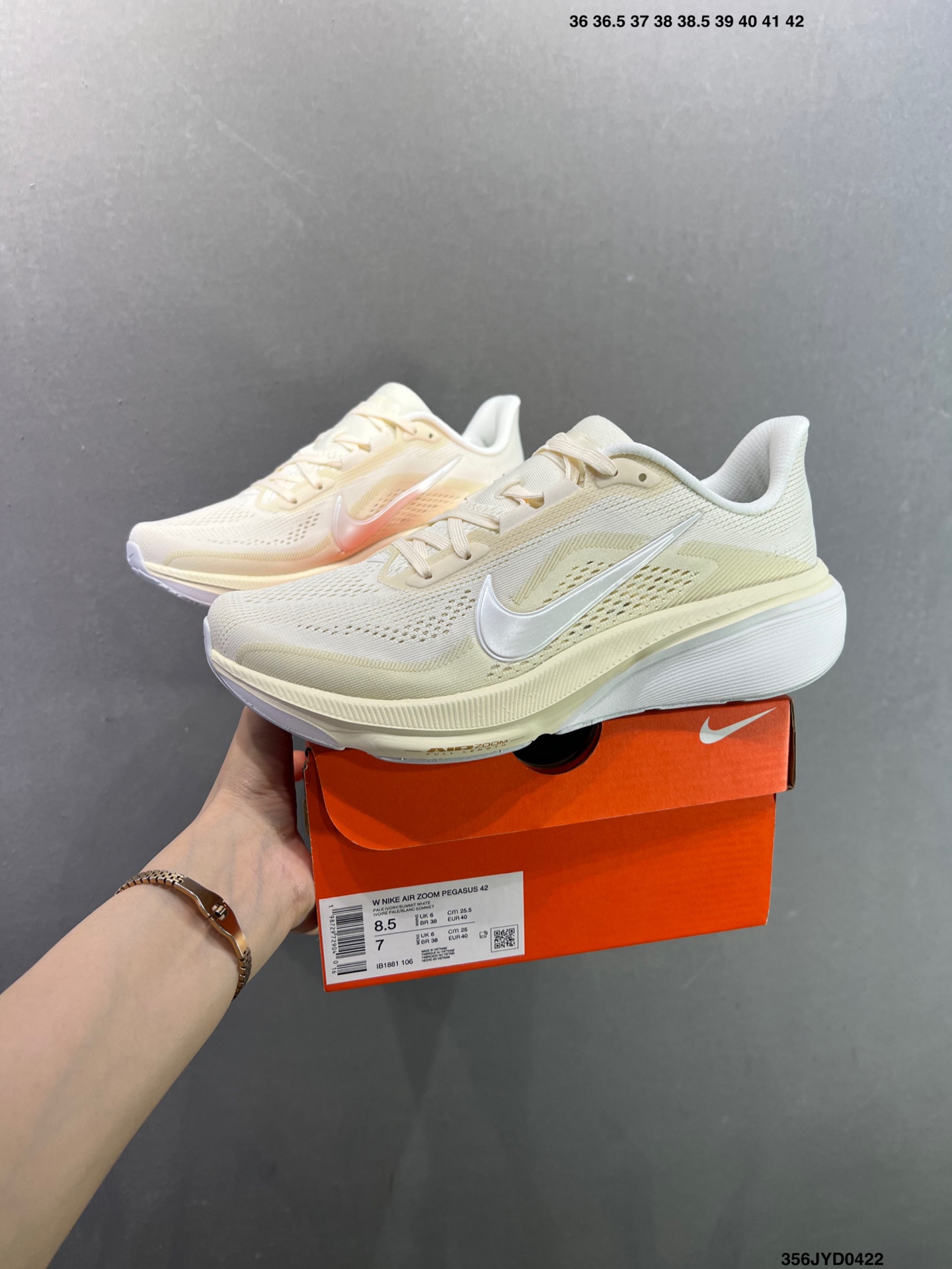 Nike Zoom Pegasus 42 登月42代 减震防滑耐磨透气 低帮跑步鞋 IB1881-106-Top High Quatity Cheap Sneakers Fashion Clothing Clothes Bags handbags Shoes of all Brand wholesale With The best Quality And Beautiful Price from China Factory Chinese suppliers wholesaler seller Nike Zoom Pegasus 42 登月42代 减震防滑耐磨透气 低帮跑步鞋 IB1881-106