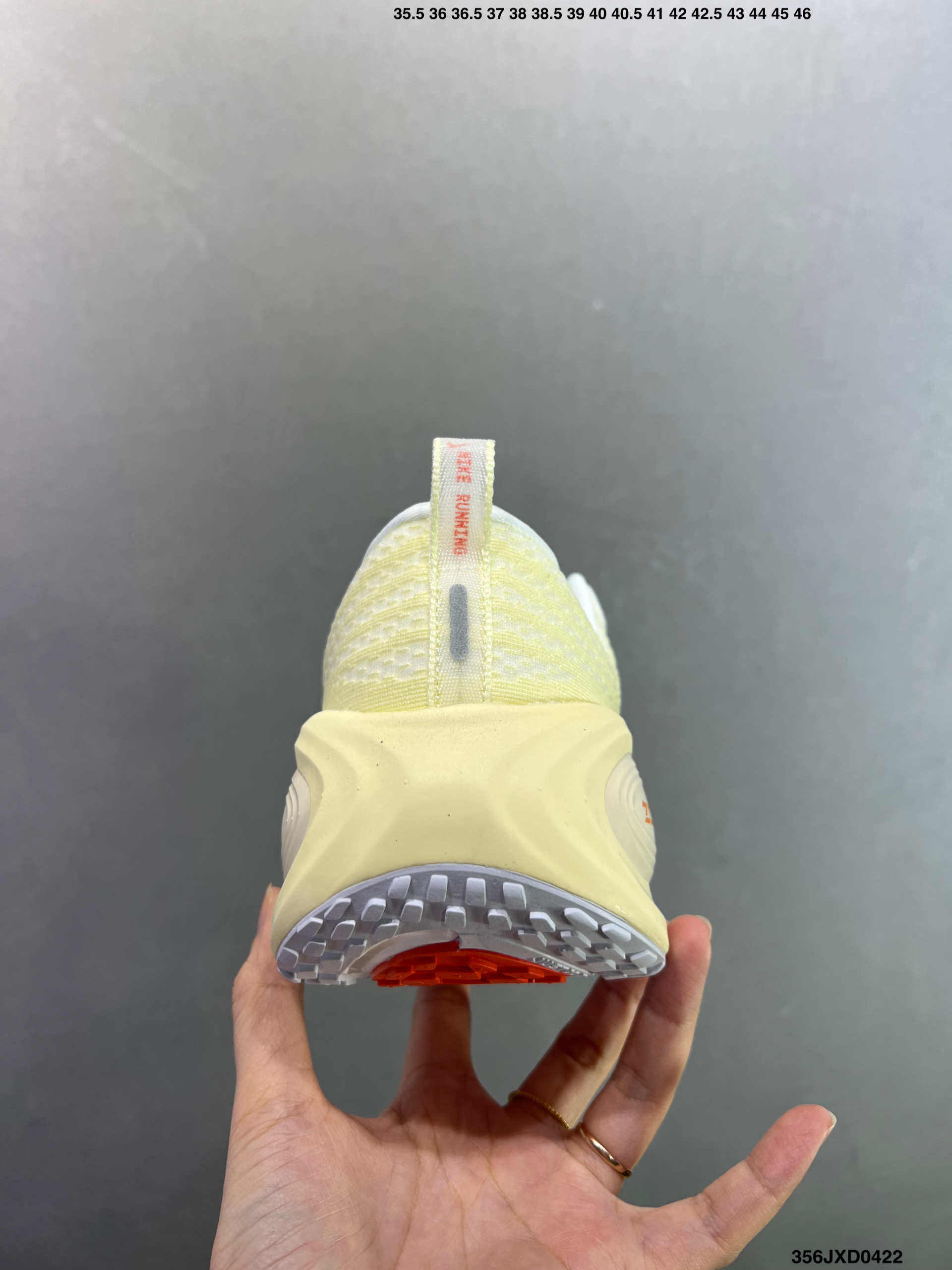 耐克Nike Vomero Plus 耐克 舒适减震防滑 低帮跑步鞋 IM5020-100
