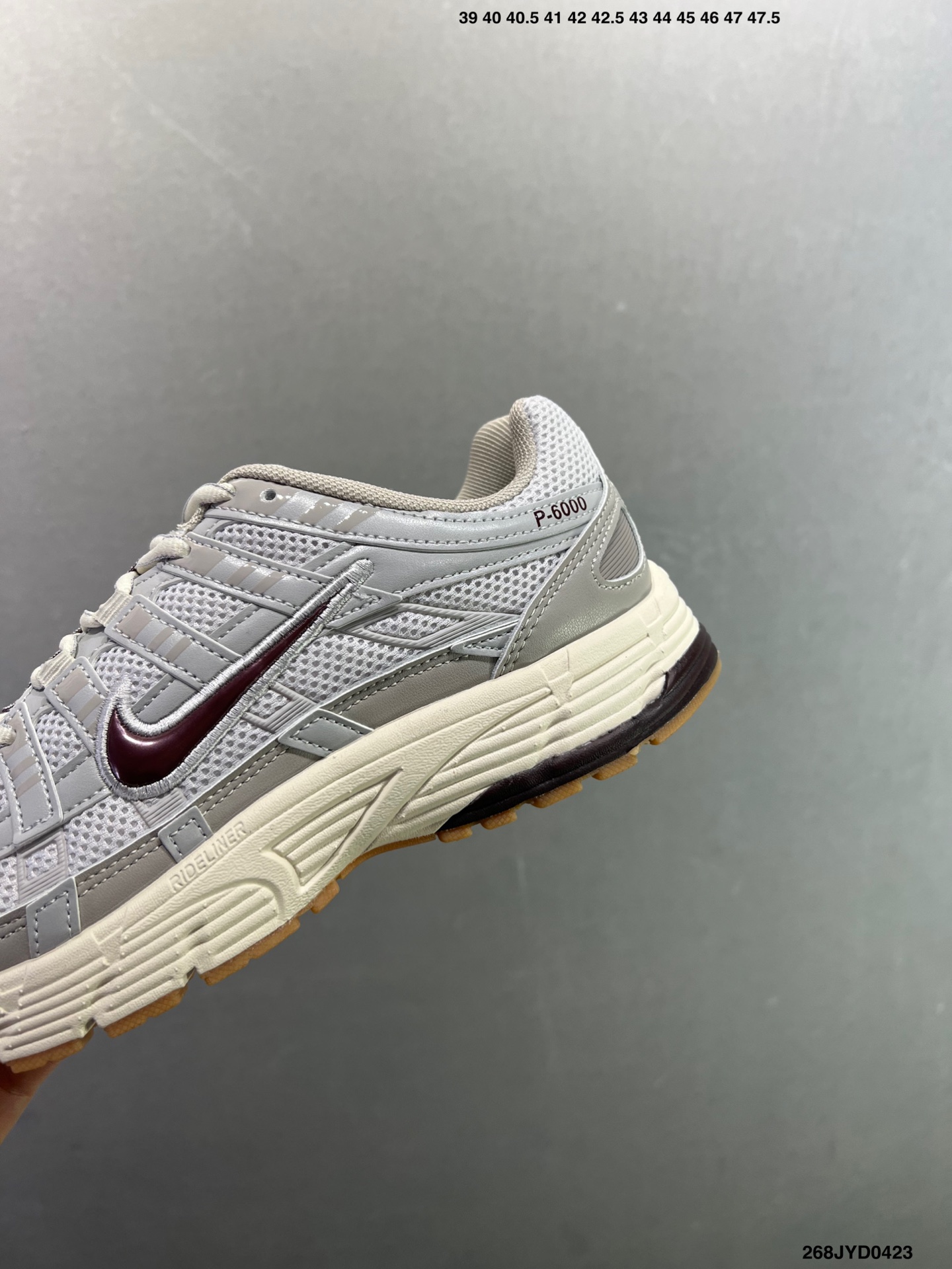 耐克Nike p-6000 跑鞋内外侧都用了红色的钩子 BY1021-103 耐克Nike p-6000 跑鞋内外侧都用了红色的钩子 BY1021-103