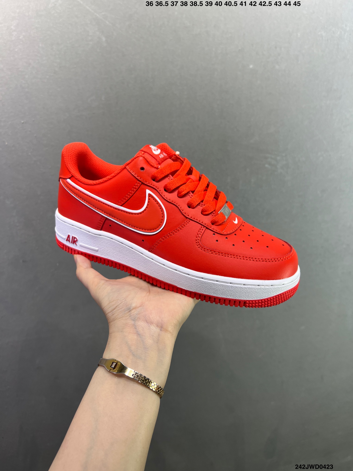 Nike Air Force 1 Low ’07 空军一号低帮休闲板鞋 HV2511-100 Nike Air Force 1 Low ’07 空军一号低帮休闲板鞋 HV2511-100