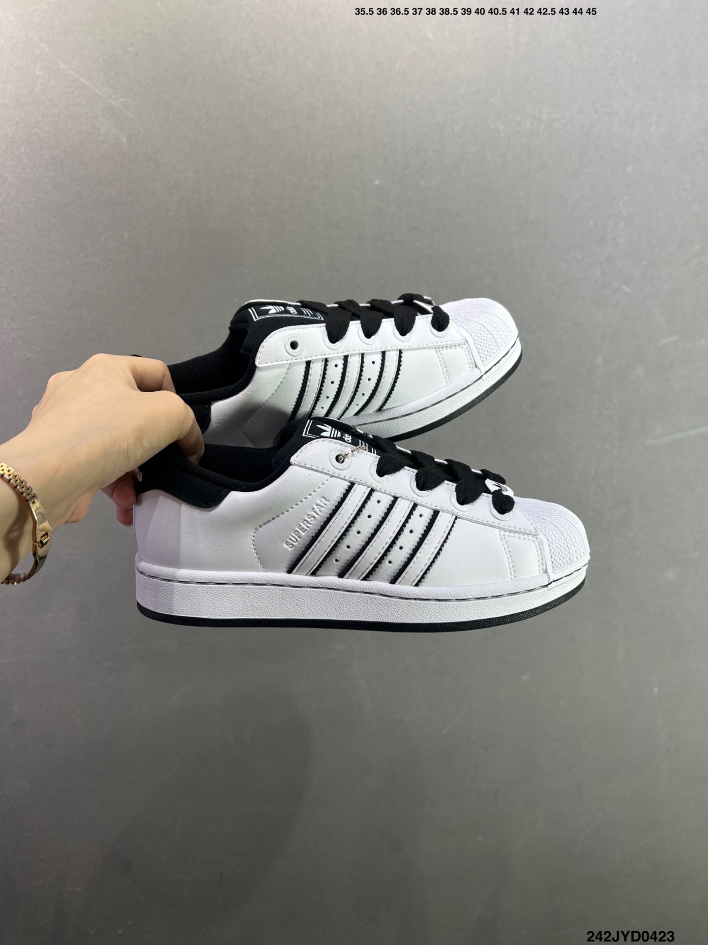 阿迪达斯/三叶草Adidas Originals Superstar”Christmas“经典贝壳头系列低帮百搭休闲运动板鞋D“皮革白紫” JS1373