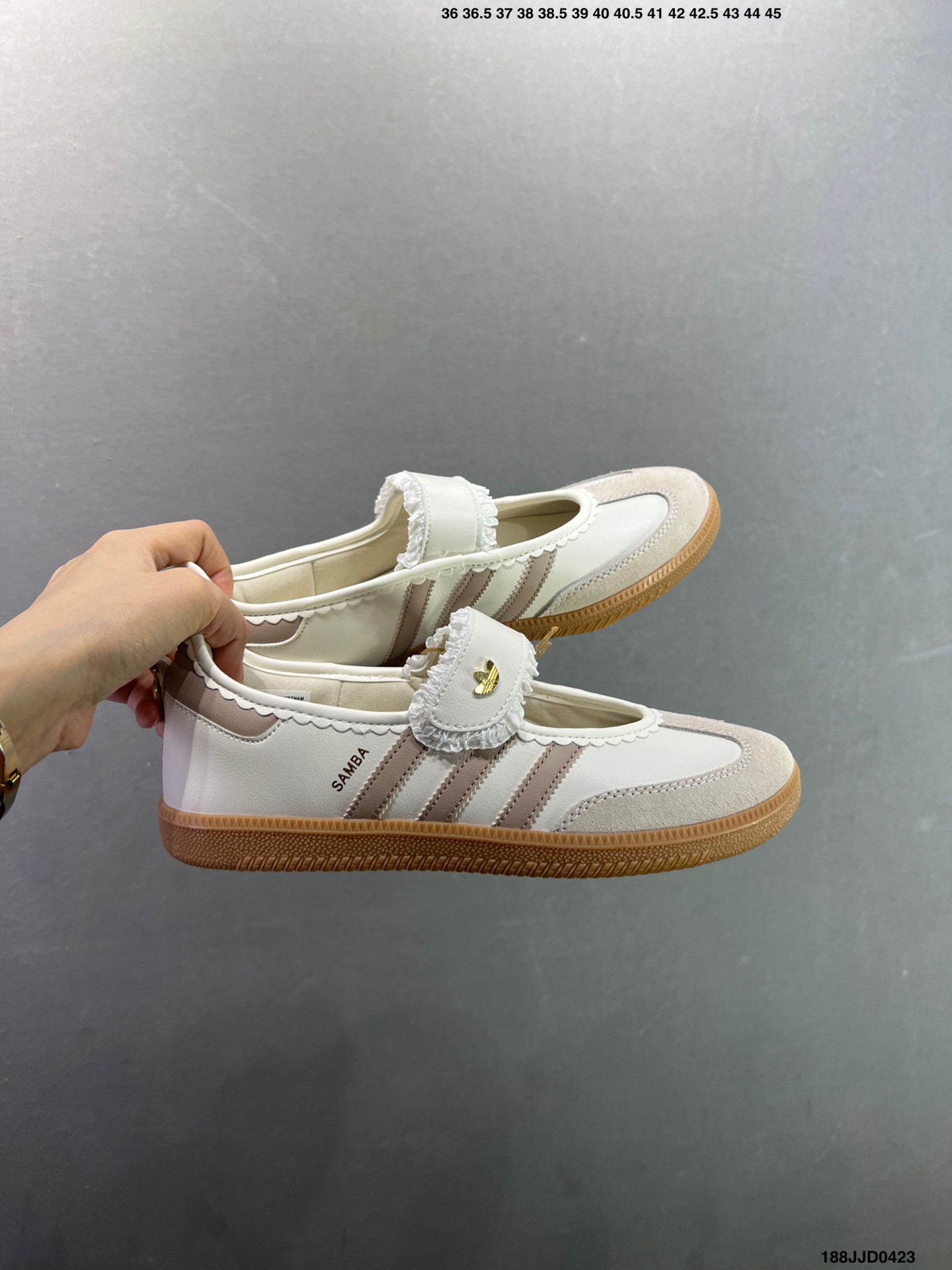 阿迪达斯Adidas Samba Jane 阿迪达斯 玛丽珍款 板鞋懒人一脚蹬运动鞋 KJ3969 阿迪达斯Adidas Samba Jane 阿迪达斯 玛丽珍款 板鞋懒人一脚蹬运动鞋 KJ3969