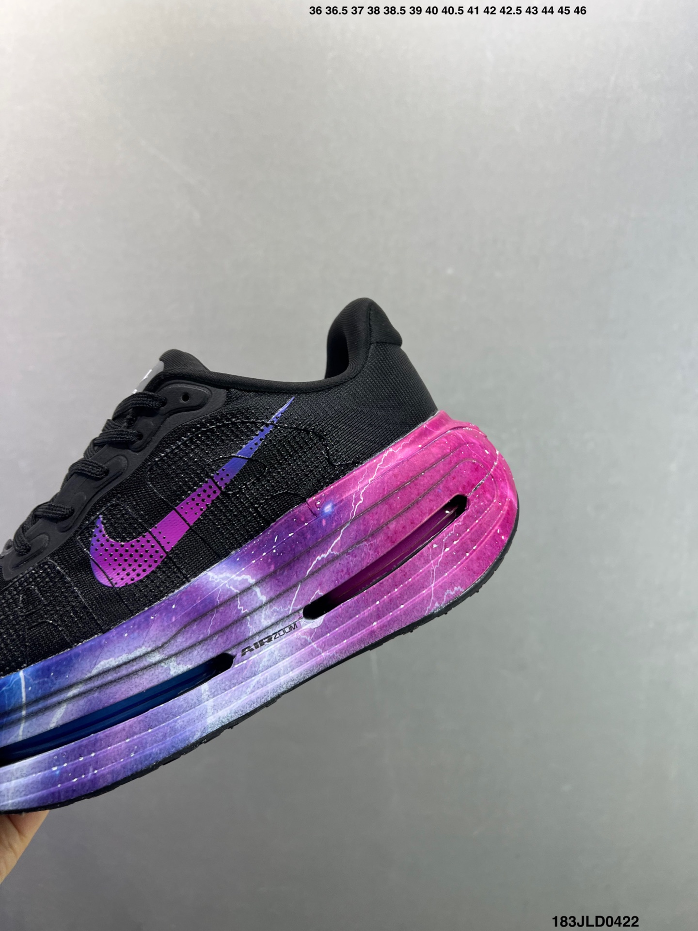 NIKE ZOOM PREMIUM 运动休闲跑鞋 耐克双层厚底 座为耐克的“顶缓”系列 HQ2050-880-Top High Quatity Cheap Sneakers Fashion Clothing Clothes Bags handbags Shoes of all Brand wholesale With The best Quality And Beautiful Price from China Factory Chinese suppliers wholesaler seller NIKE ZOOM PREMIUM 运动休闲跑鞋 耐克双层厚底 座为耐克的“顶缓”系列 HQ2050-880