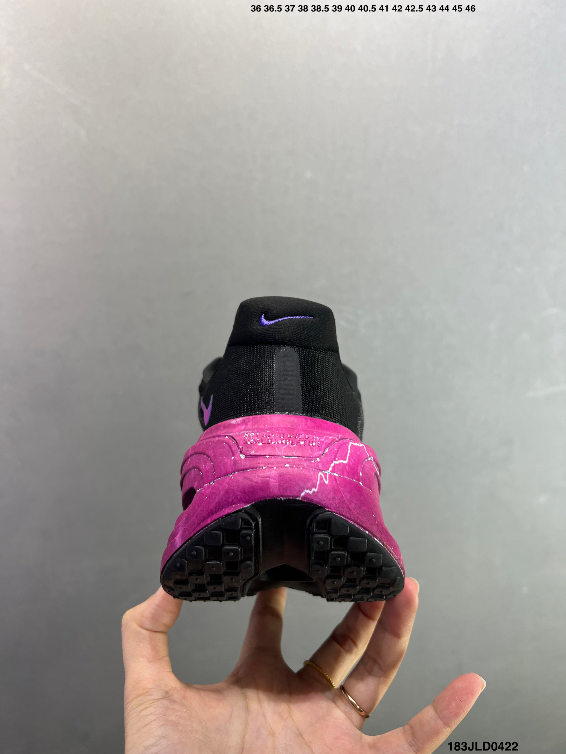NIKE ZOOM PREMIUM 运动休闲跑鞋 耐克双层厚底 座为耐克的“顶缓”系列 HQ2050-880-Top High Quatity Cheap Sneakers Fashion Clothing Clothes Bags handbags Shoes of all Brand wholesale With The best Quality And Beautiful Price from China Factory Chinese suppliers wholesaler seller NIKE ZOOM PREMIUM 运动休闲跑鞋 耐克双层厚底 座为耐克的“顶缓”系列 HQ2050-880
