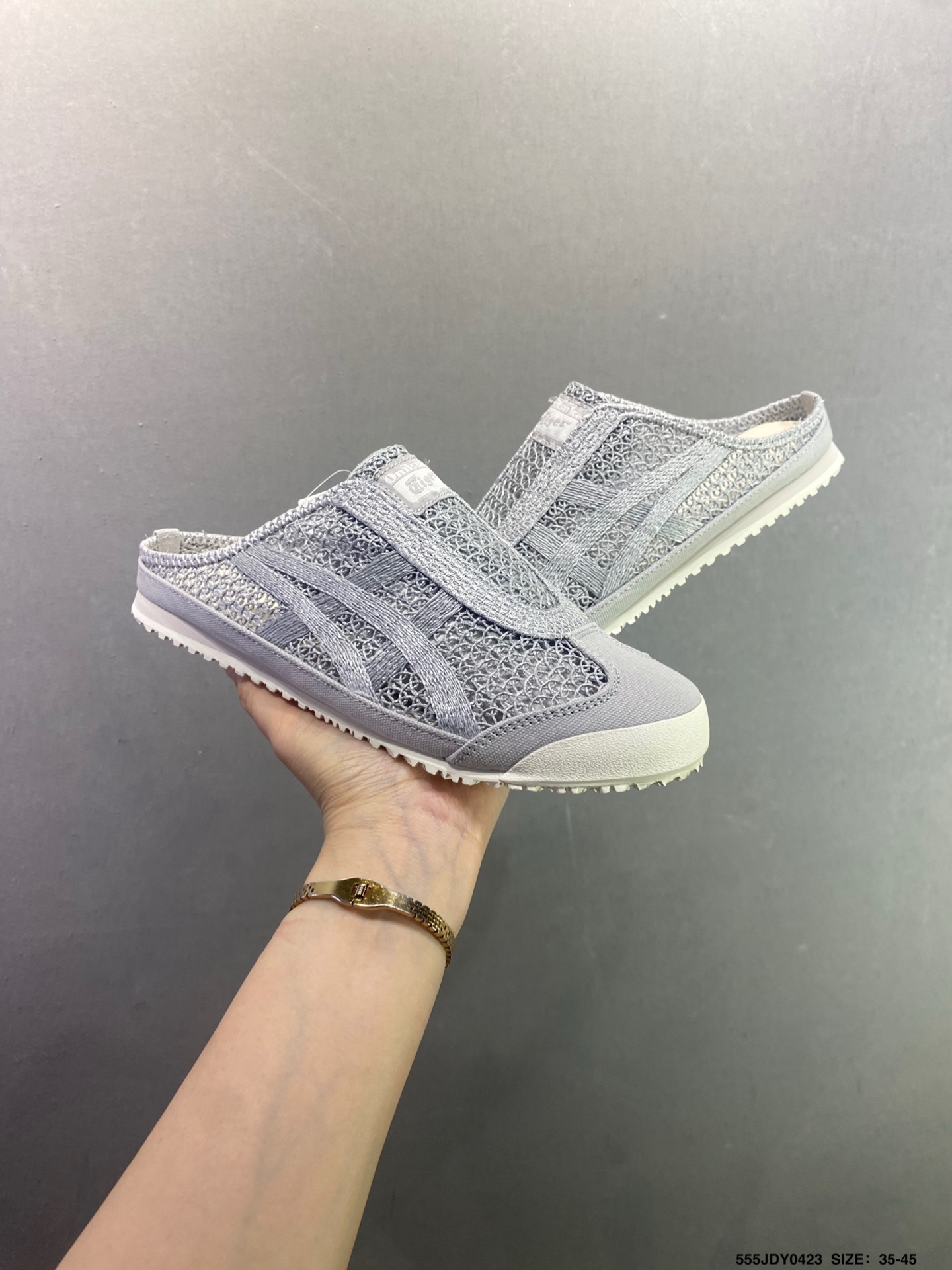 亚瑟士 /Onitsuka Tiger鬼冢虎 MEXICO 66 SABOT 网面透气 新款舒适一脚蹬男女运动休闲鞋 1183c123-002 亚瑟士 /Onitsuka Tiger鬼冢虎 MEXICO 66 SABOT 网面透气 新款舒适一脚蹬男女运动休闲鞋 1183c123-002