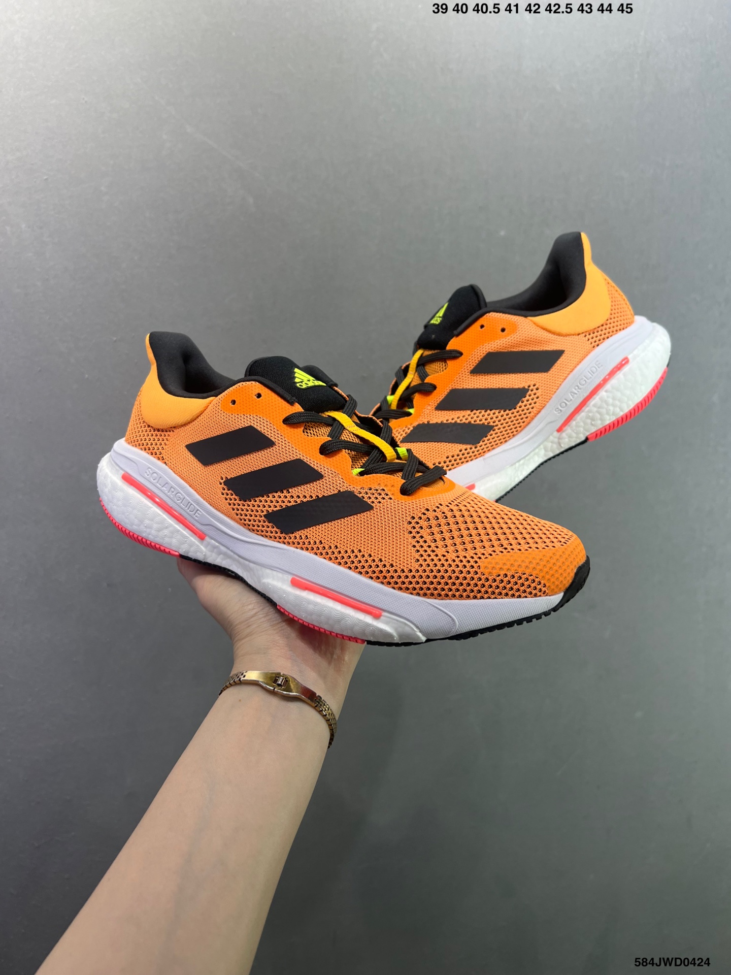 Adidas Solar Glide 5 超弹力爆米花中底休闲跑步鞋 缓震BOOST中底 带来非凡脚感 GY8726 Adidas Solar Glide 5 超弹力爆米花中底休闲跑步鞋 缓震BOOST中底 带来非凡脚感 GY8726