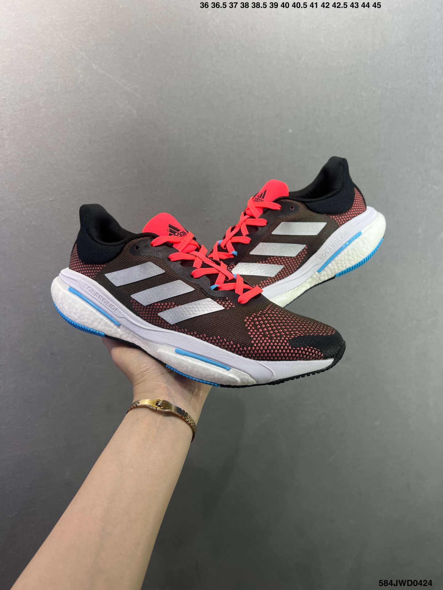 Adidas Solar Glide 5 超弹力爆米花中底休闲跑步鞋 缓震BOOST中底 带来非凡脚感 GY8726 Adidas Solar Glide 5 超弹力爆米花中底休闲跑步鞋 缓震BOOST中底 带来非凡脚感 GY8726