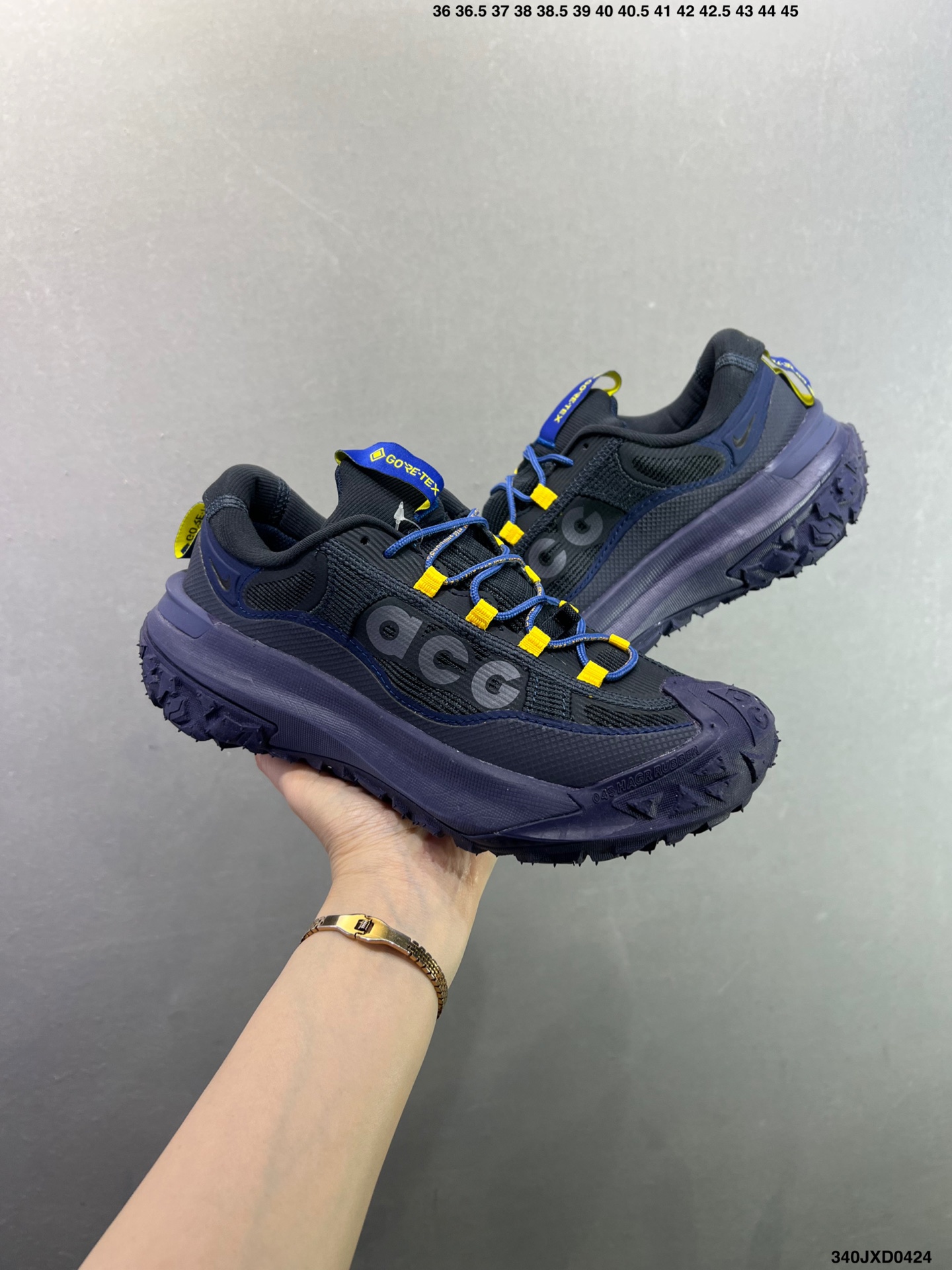 Nike ACG MOUNTAIN FLY 2 Low 机能风格 采用匠心设计 DV7903-002 Nike ACG MOUNTAIN FLY 2 Low 机能风格 采用匠心设计 DV7903-002