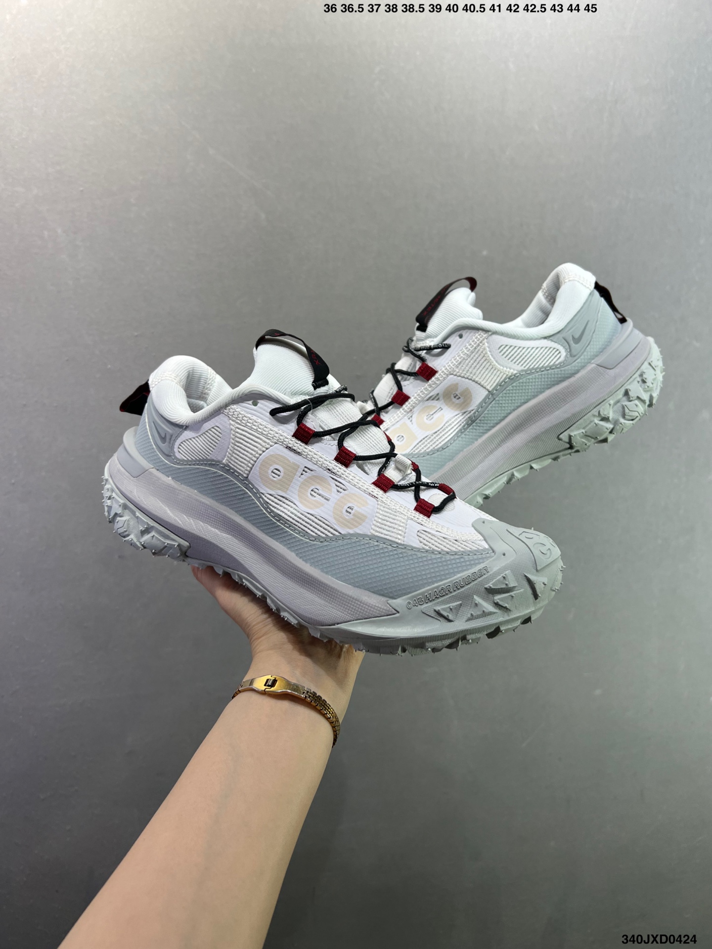 Nike ACG MOUNTAIN FLY 2 Low 机能风格 采用匠心设计 DV7903-002 Nike ACG MOUNTAIN FLY 2 Low 机能风格 采用匠心设计 DV7903-002