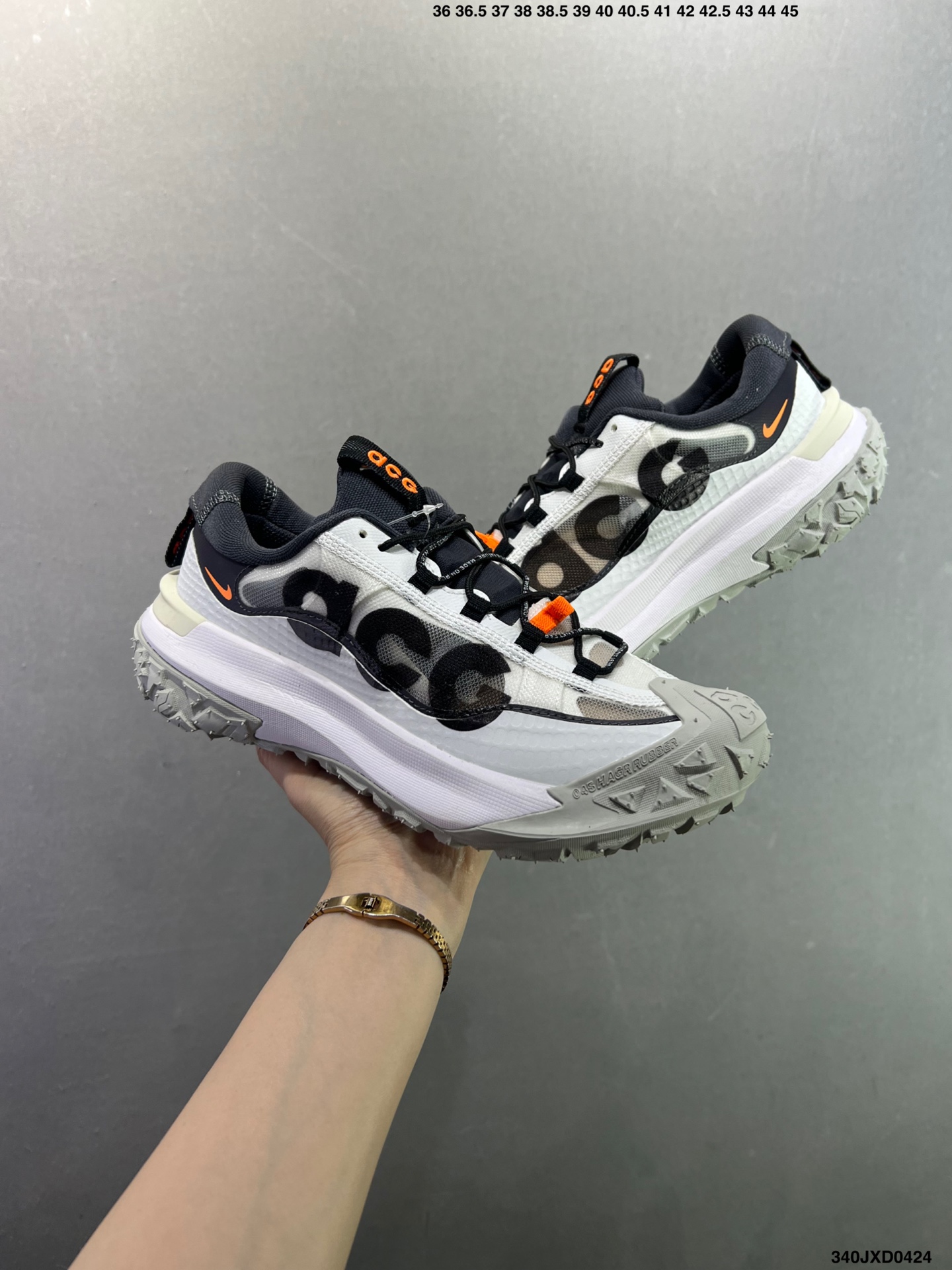 Nike ACG MOUNTAIN FLY 2 Low 机能风格 采用匠心设计 DV7903-002 Nike ACG MOUNTAIN FLY 2 Low 机能风格 采用匠心设计 DV7903-002