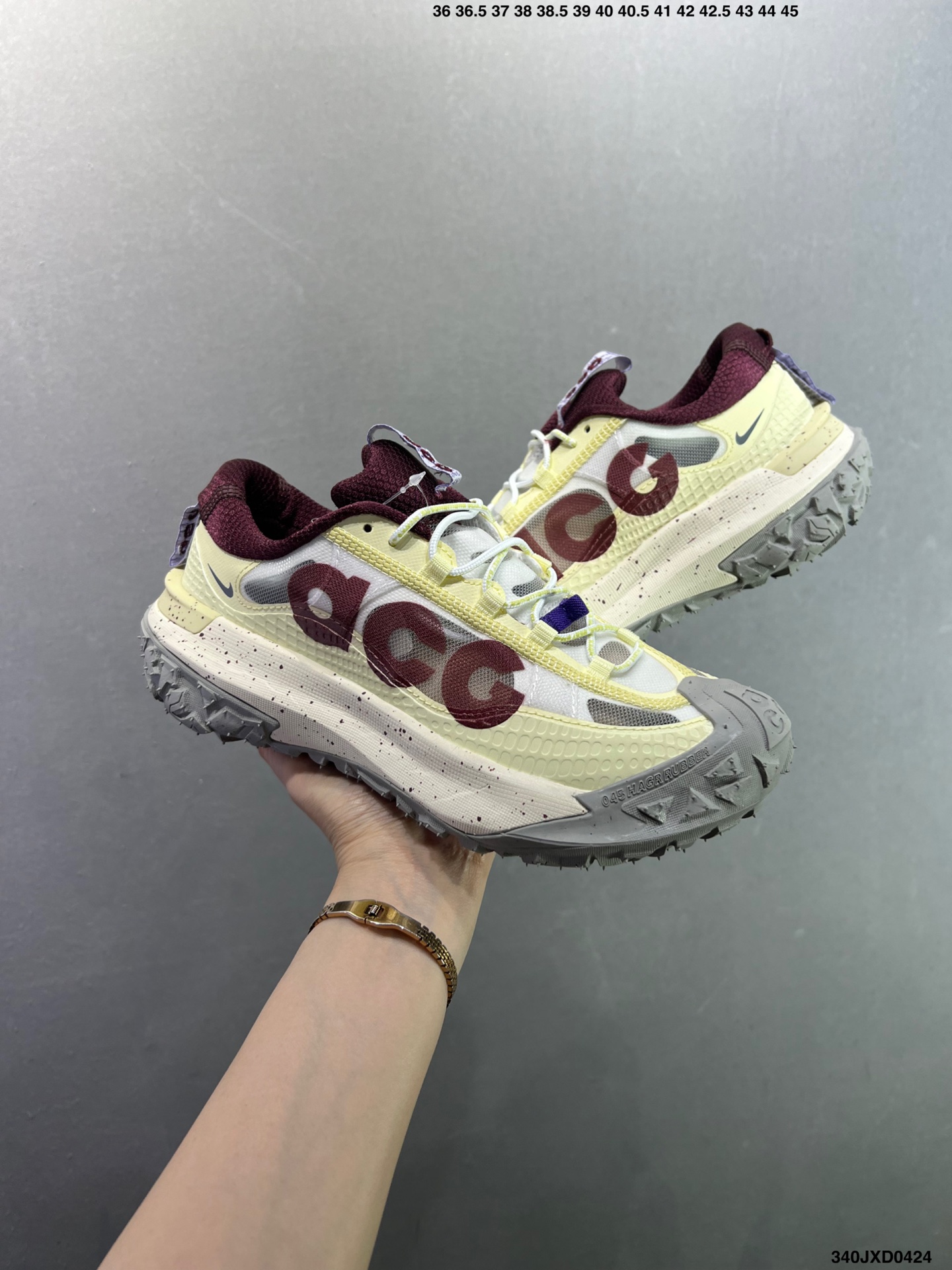Nike ACG MOUNTAIN FLY 2 Low 机能风格 采用匠心设计 DV7903-002 Nike ACG MOUNTAIN FLY 2 Low 机能风格 采用匠心设计 DV7903-002